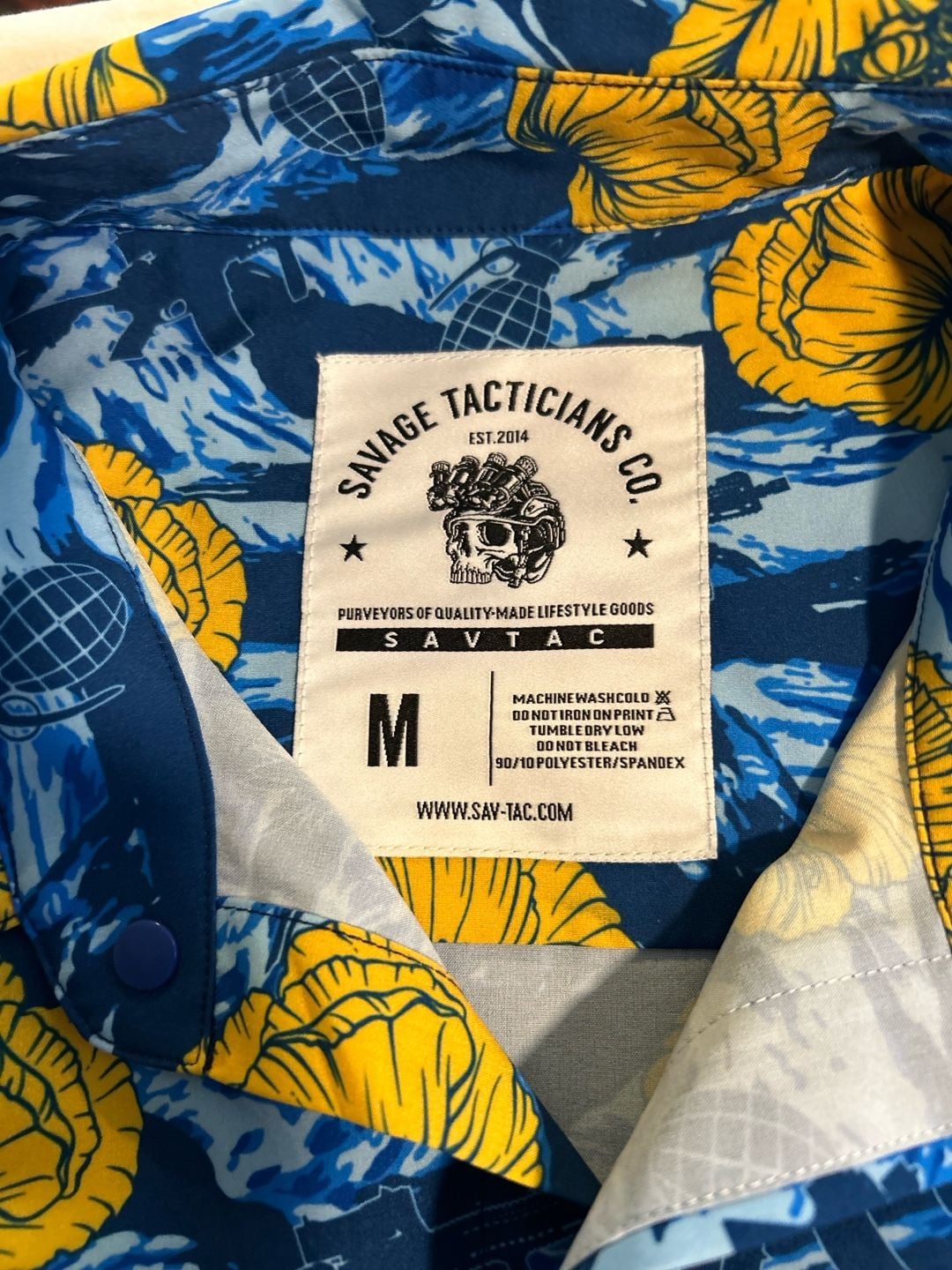 Savage Tacticians Tiger Stripe Blue Button-Up Size M Yellow Poppy Aloha Shirt 3