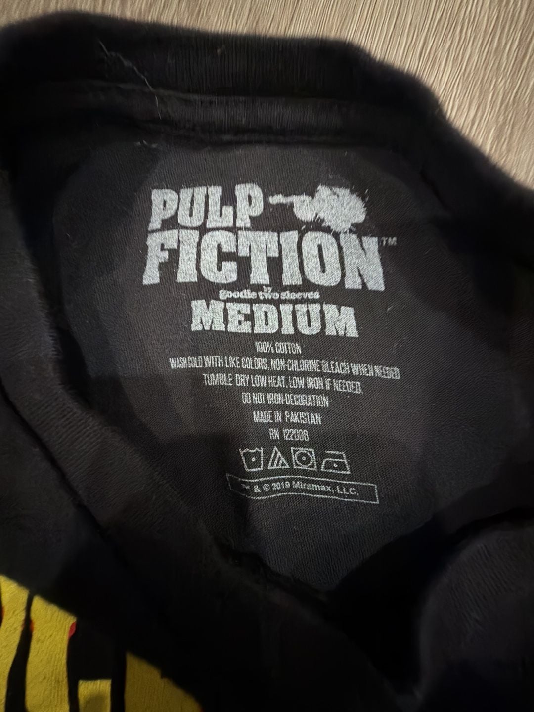 Goodie Two Sleeves Pulp Fiction Mia Wallace T-Shirt Medium Black 5