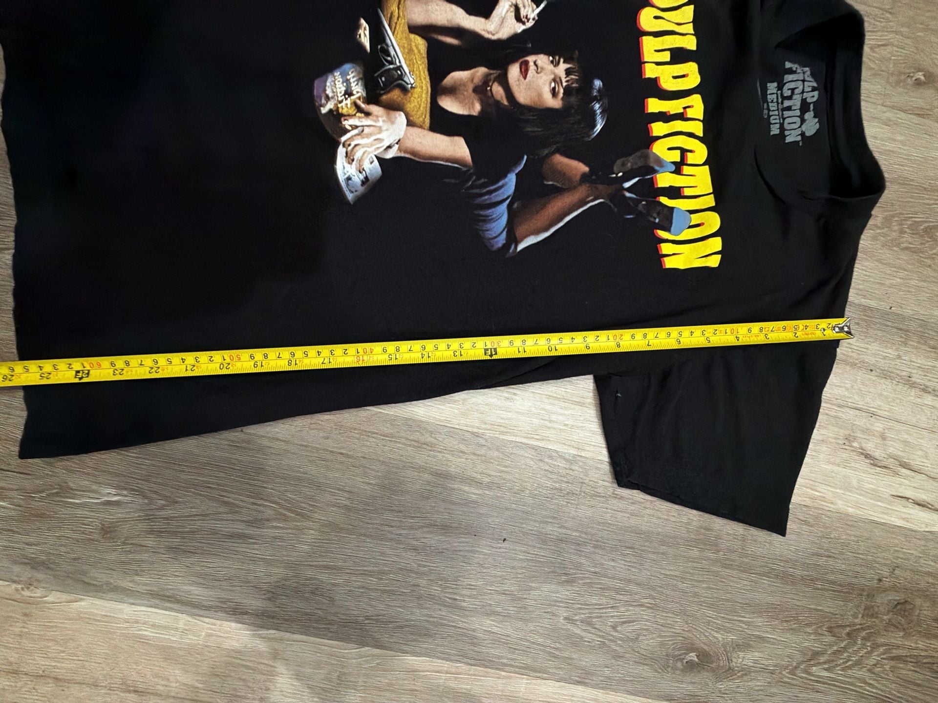 Goodie Two Sleeves Pulp Fiction Mia Wallace T-Shirt Medium Black 7