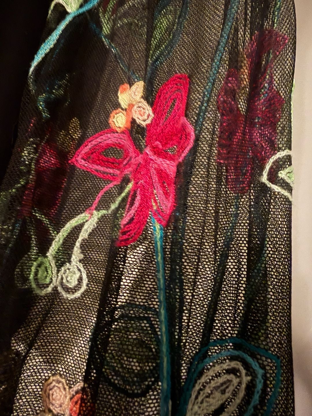 Kim & Cami Button Up Blouse Size Large Black Floral Embroidered Mesh Sleeve 5