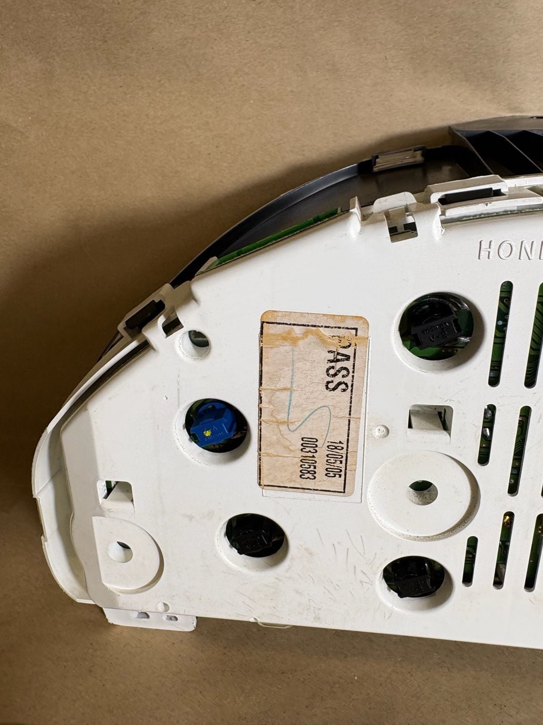 2005-2006 Honda CR-V Instrument Cluster Speedometer 78100-S9A-A82 OEM 10