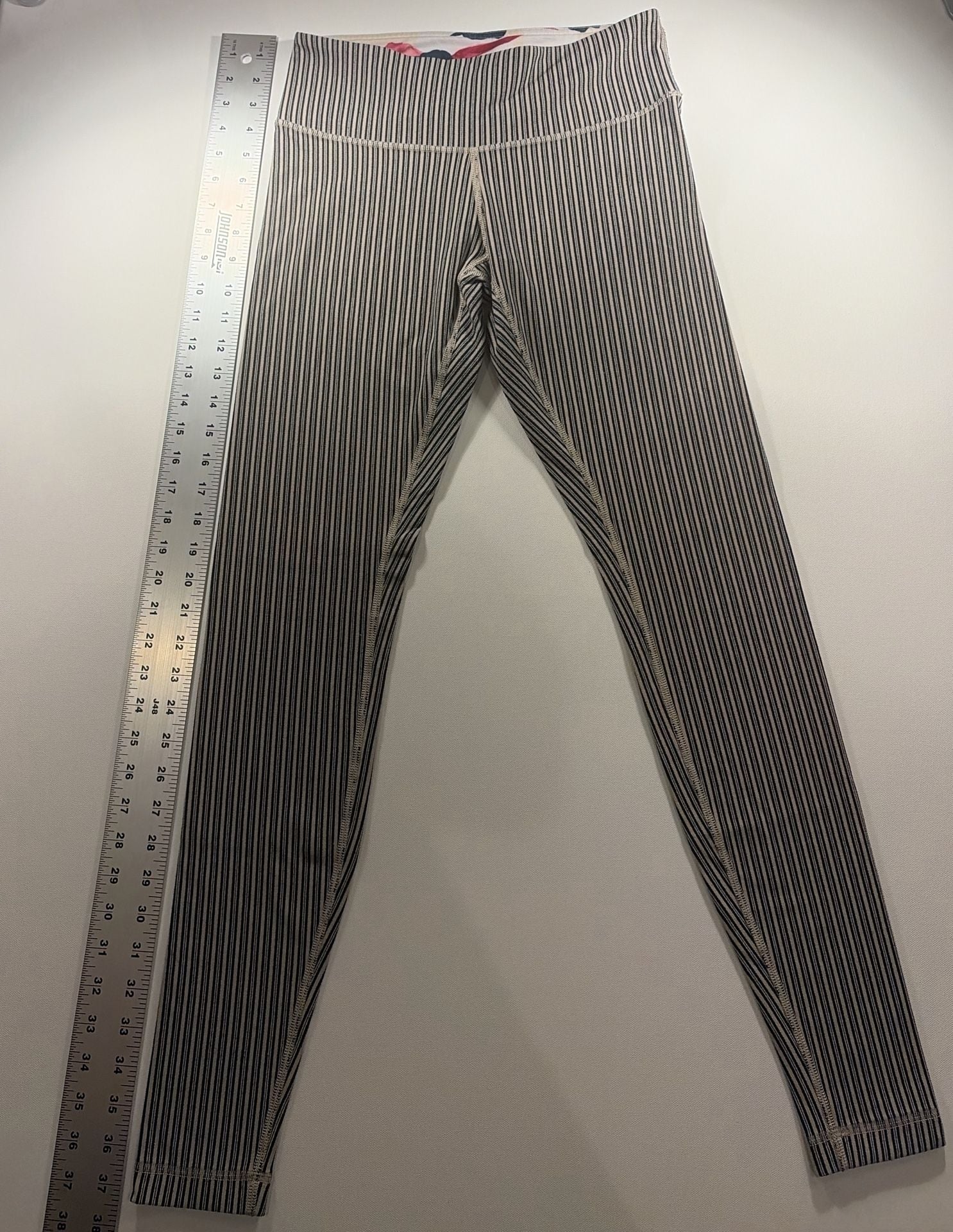 Lululemon Wunder Under Striped Leggings Cream/navy... 2