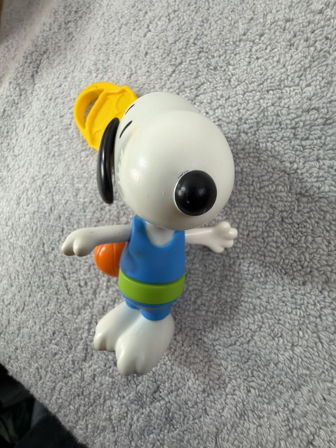 Peanuts Snoopy Basketball Athlete Figure Keychain 2018 3