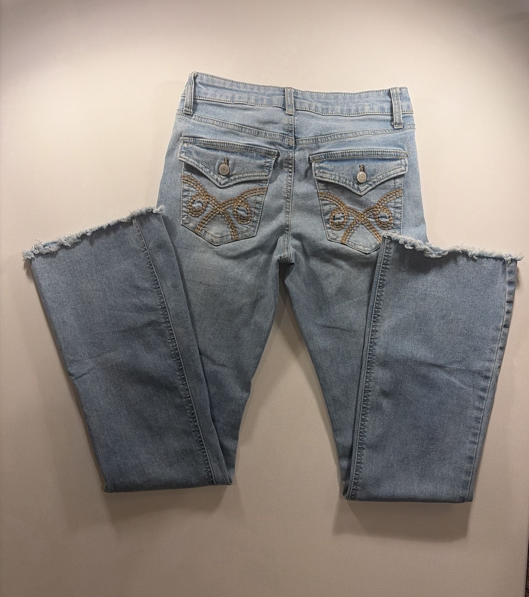 Vanilla Star Flare Jeans Size 25 Light Wash Y2K Embellished Pocket Raw Hem 4