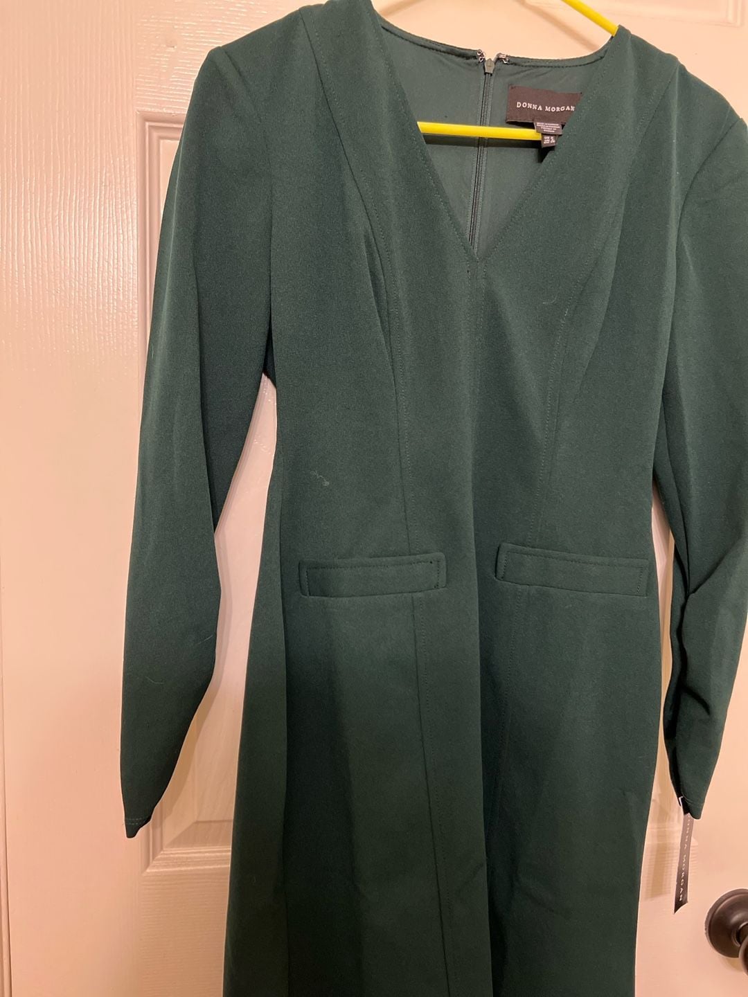 Donna Morgan V-Neck Long Sleeve Dress Size 0 Green Faux Pockets 9