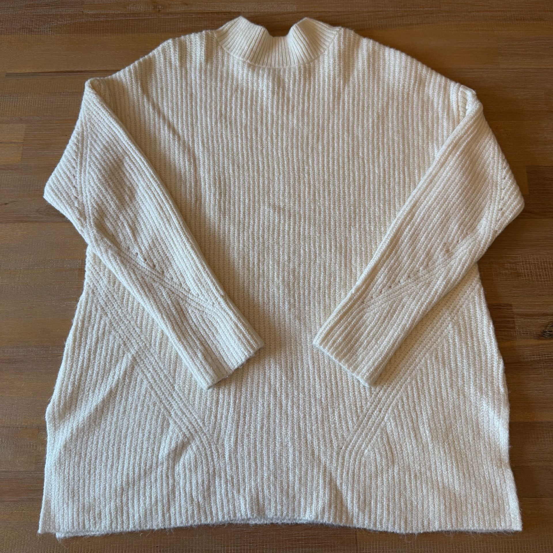 Old Navy Sweater Womens L Large Cream White Ribbed Knit Cozy Mock Neck Slit 2