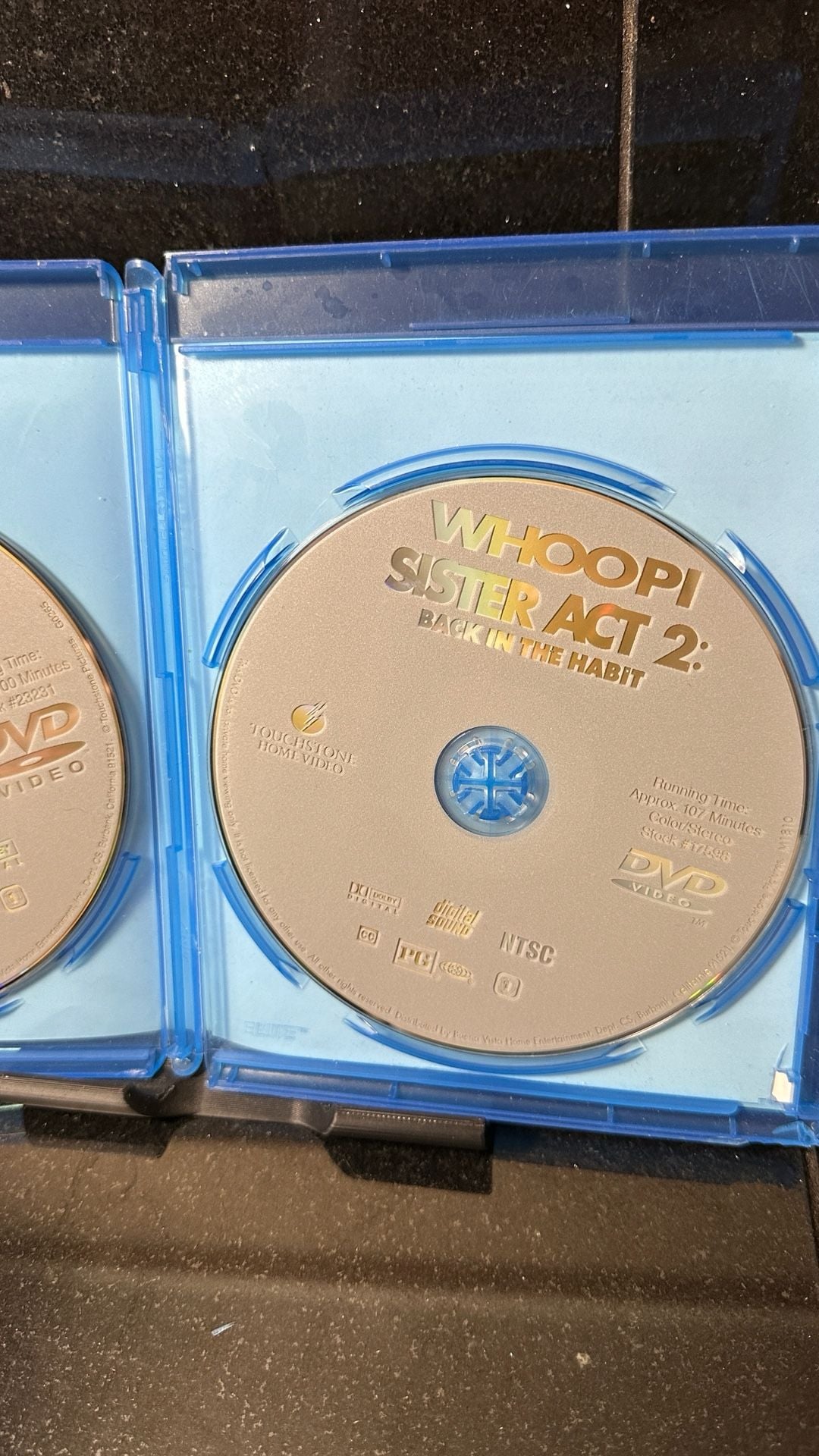 Out Of Print Sister Act / Sister Act 2: Back In The Habit Blu-Ray DVD 4