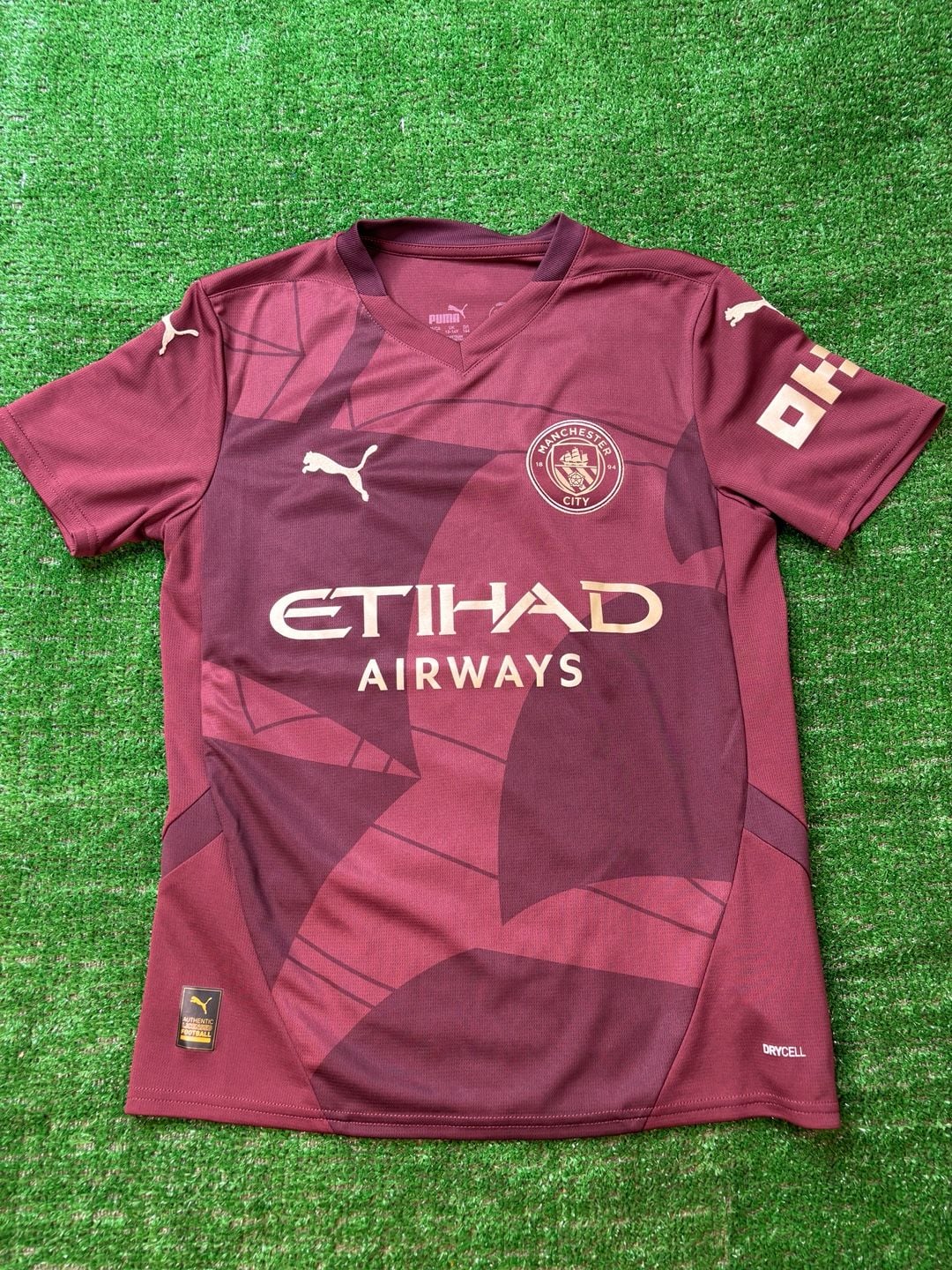Puma Manchester City 24-25 Third Soccer Jersey Size 13-14Y Maroon Gold 3