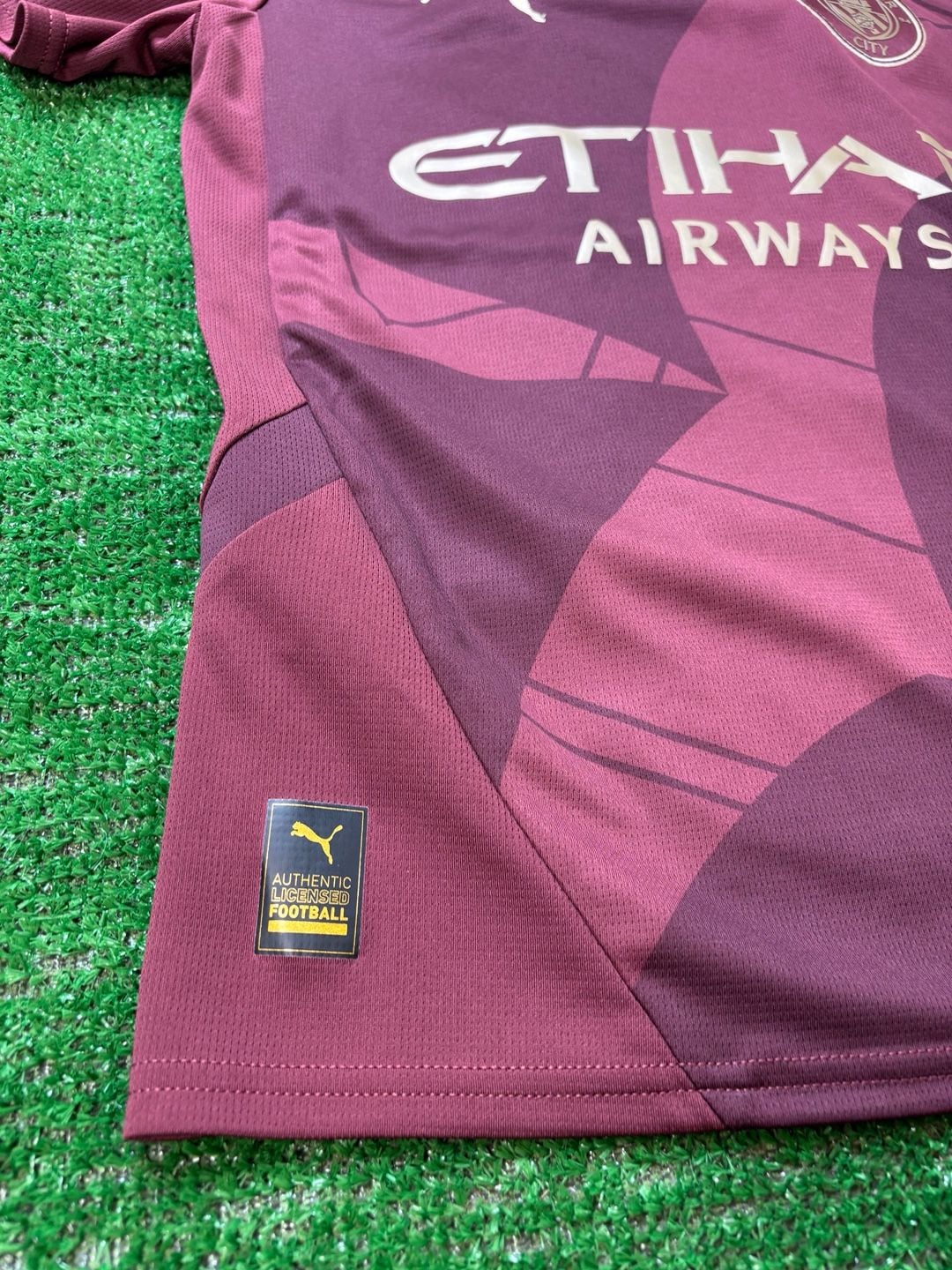 Puma Manchester City 24-25 Third Soccer Jersey Size 13-14Y Maroon Gold 5