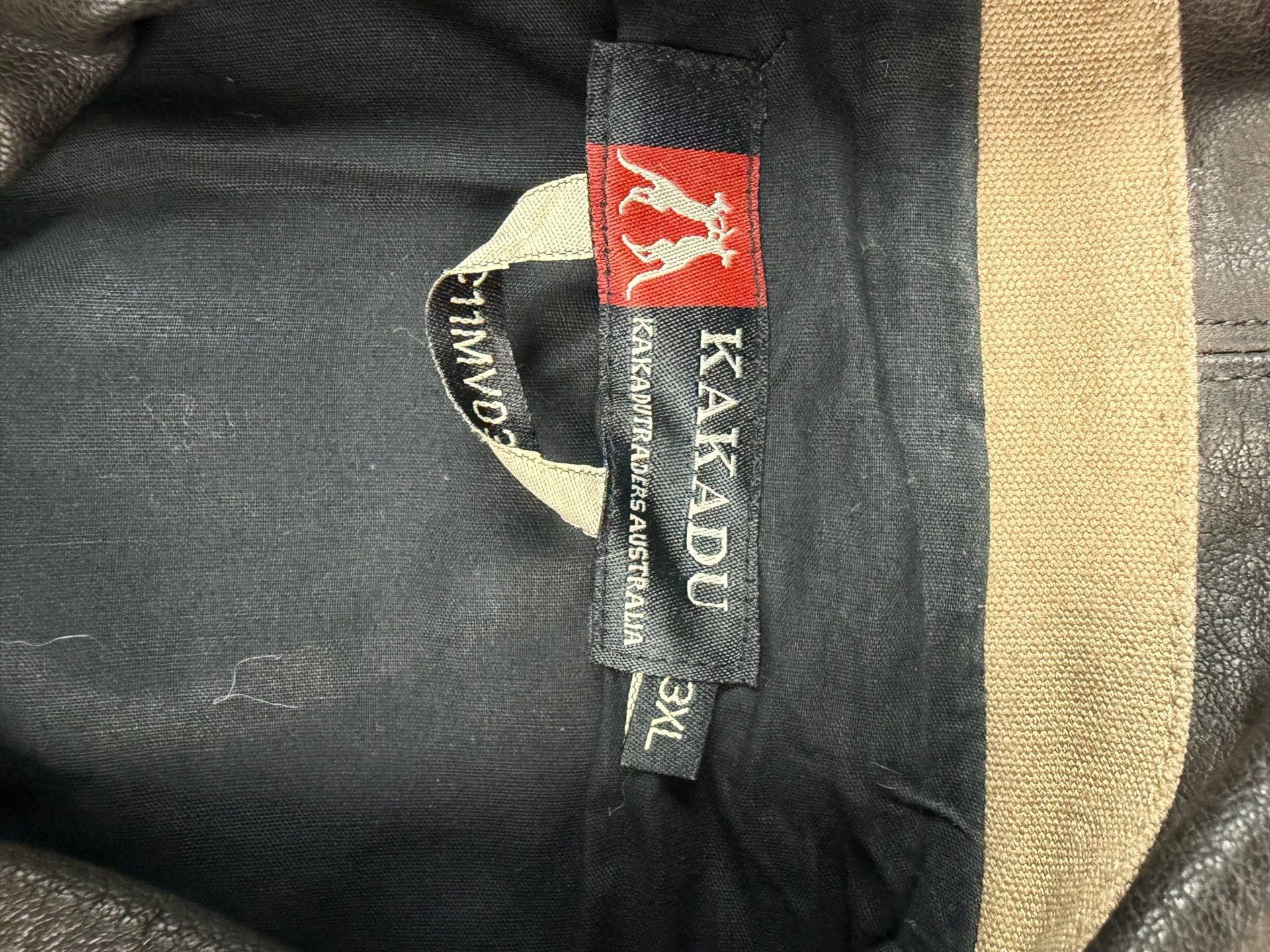 Product thumbnail 3