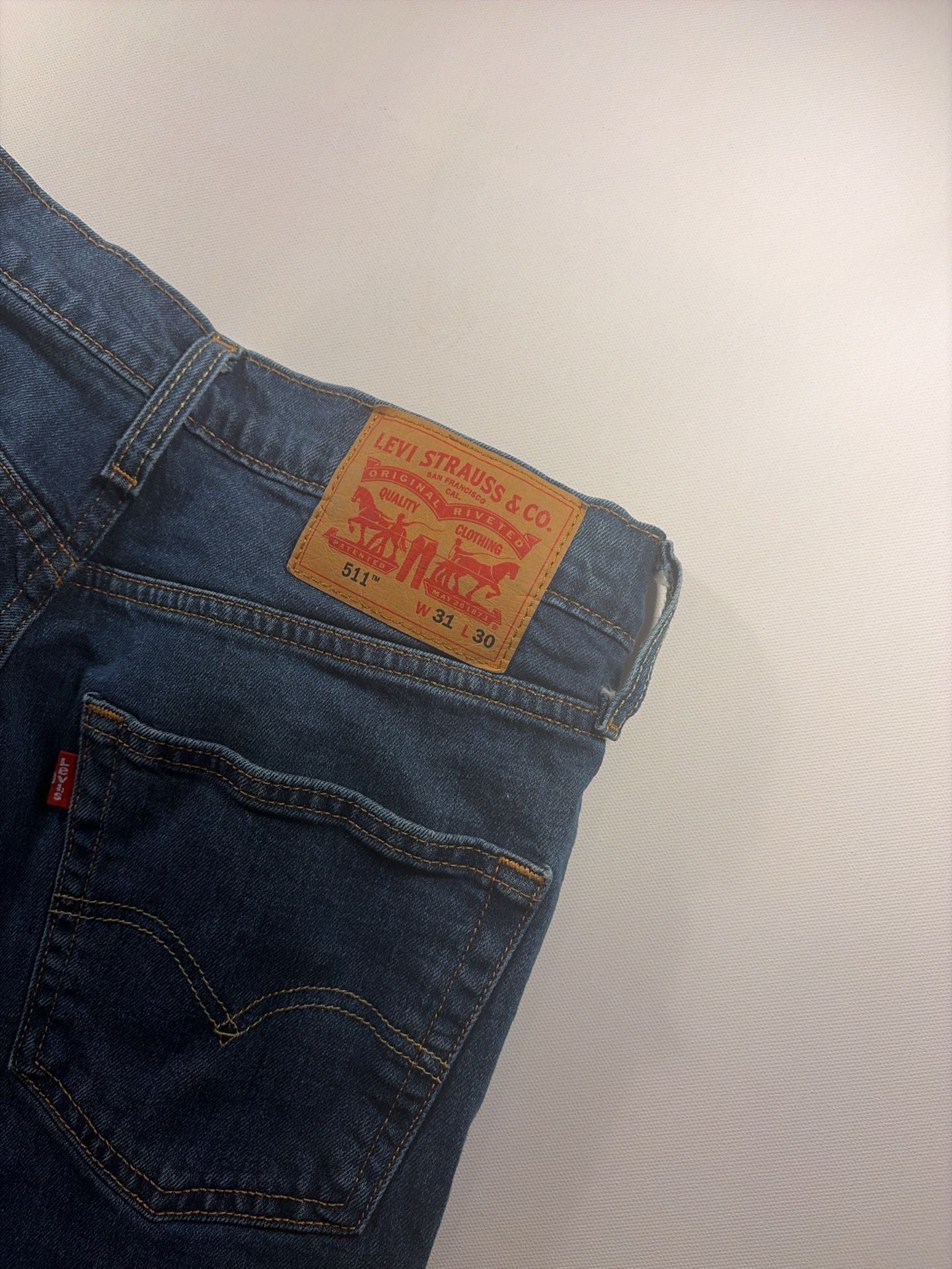Levi's 511 Slim Jeans W31 L30 Dark Wash Denim 4