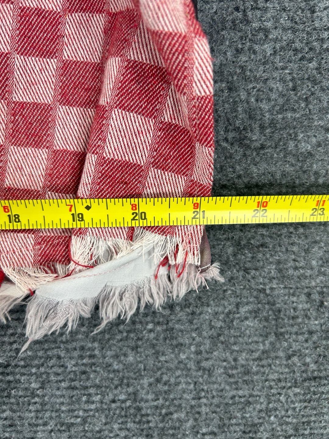 One24 Rags Checkered Flannel Shirt Size Large Red Pocket Frayed Hem 8