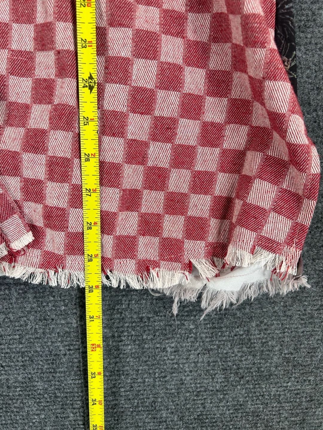 One24 Rags Checkered Flannel Shirt Size Large Red Pocket Frayed Hem 9