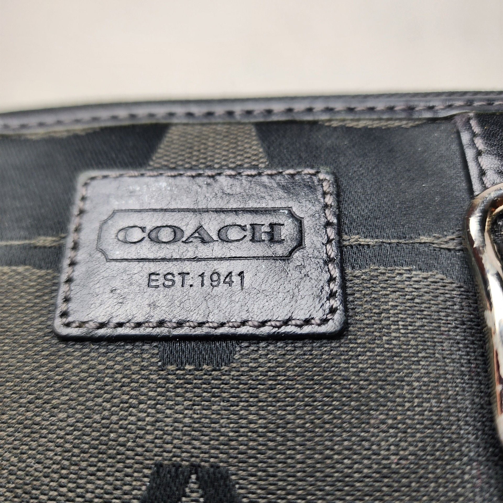 Coach Signature Hamptons Turnlock Satchel and Wallet Set Black 17