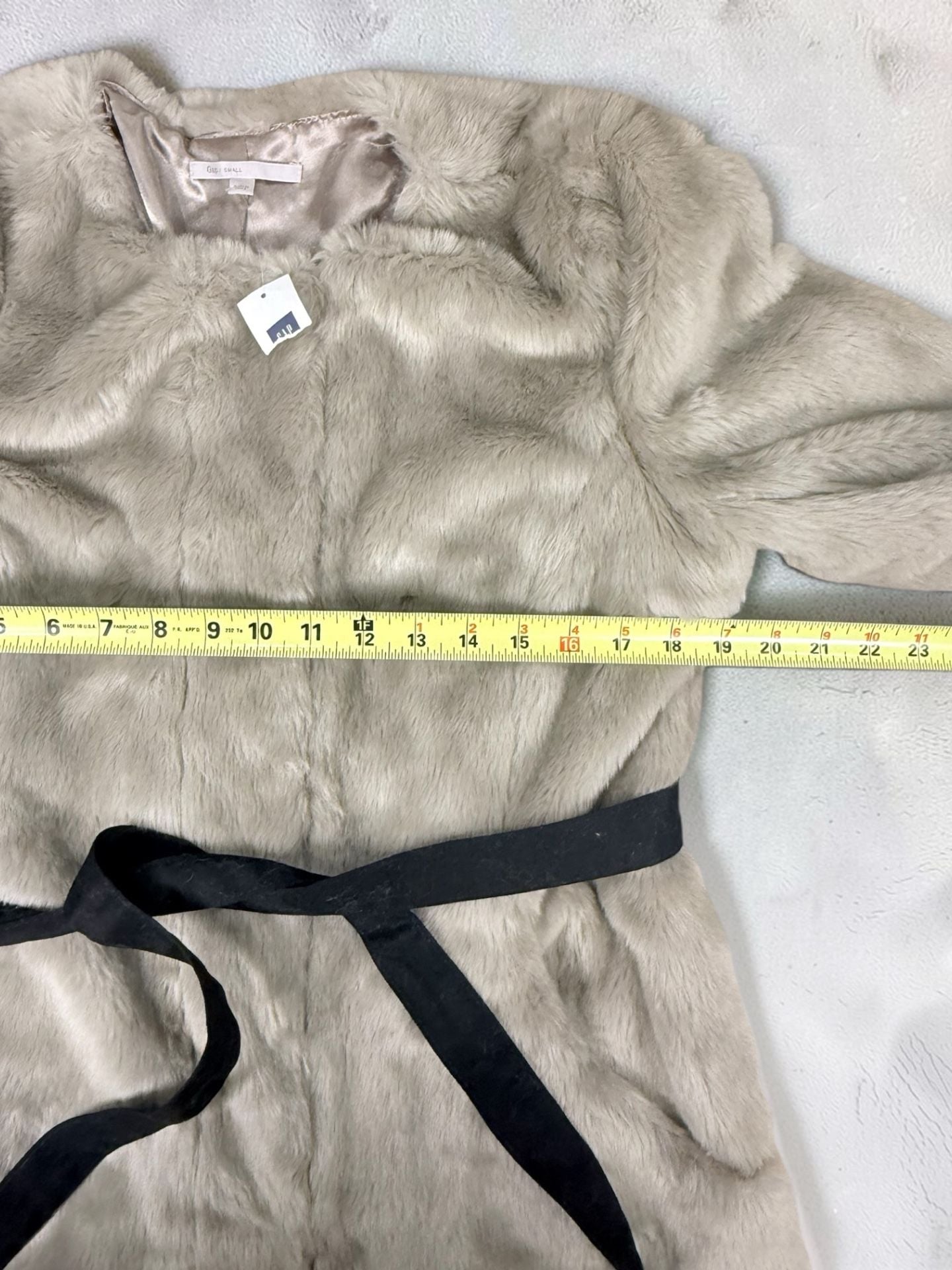 Women’s Gap Faux Fur Belted Coat Size Small Taupe Grey 8