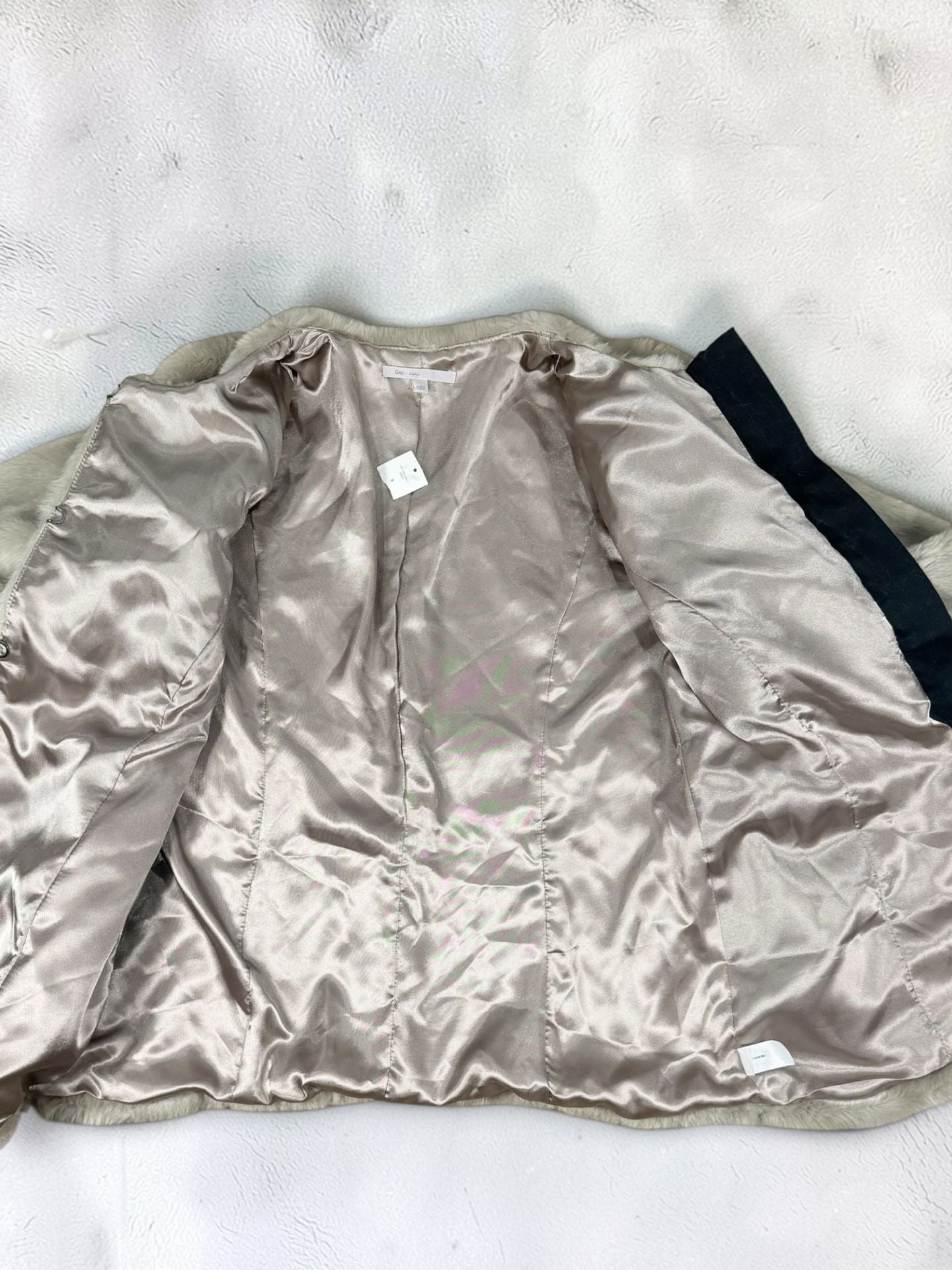 Women’s Gap Faux Fur Belted Coat Size Small Taupe Grey 10