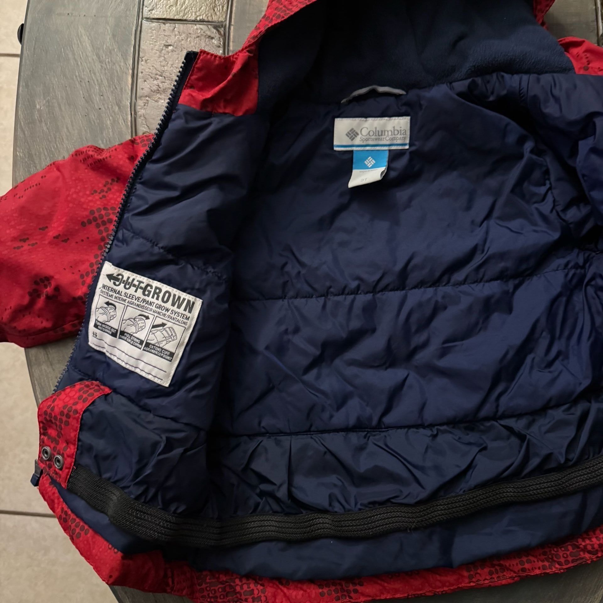 Columbia Jacket Size 3T Red Patterned Winter Outgrown 4