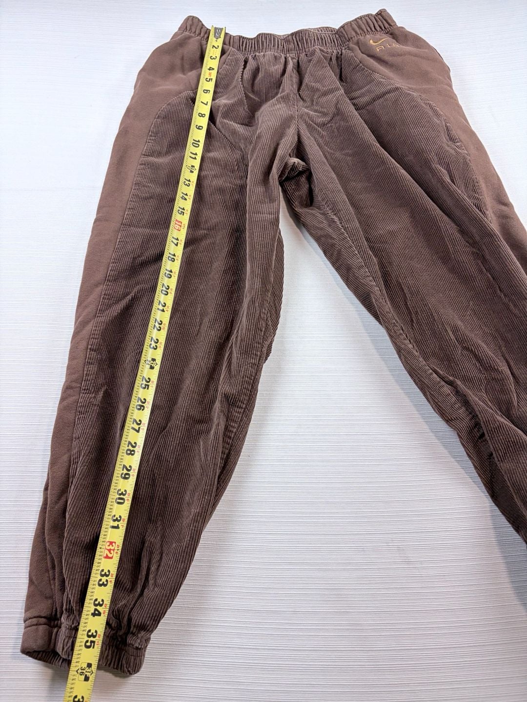 Women’s Nike Air Corduroy Fleece Joggers Size L Brown Sweatpants Pants 7