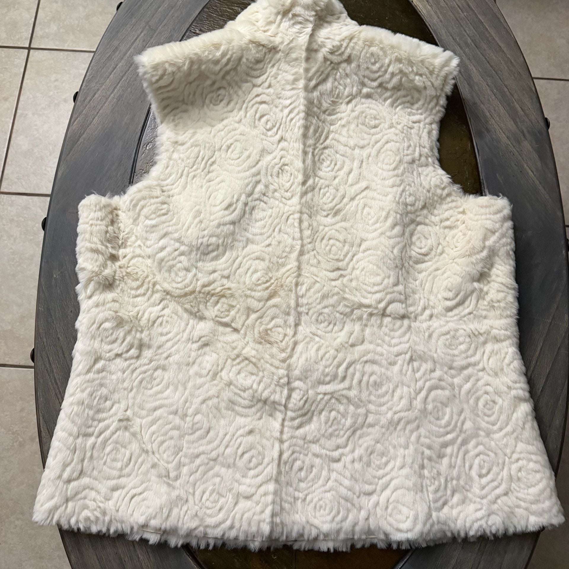 Coldwater Creek Faux Suede Rose Swirl Faux Fur Vest reveIvory 8