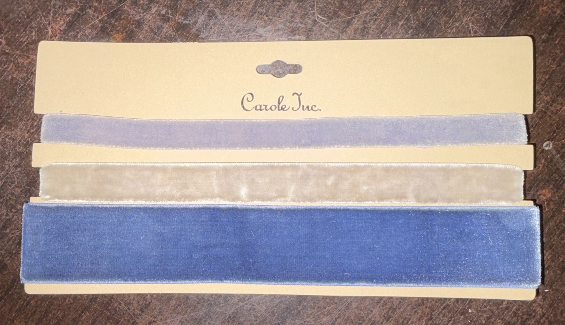 Carole Inc. Velvet Choker Set Size One Size 1