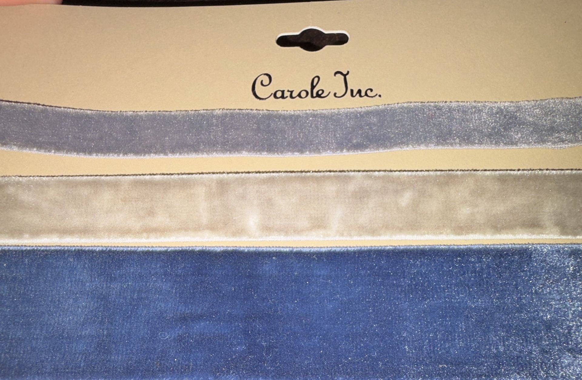Carole Inc. Velvet Choker Set Size One Size 2