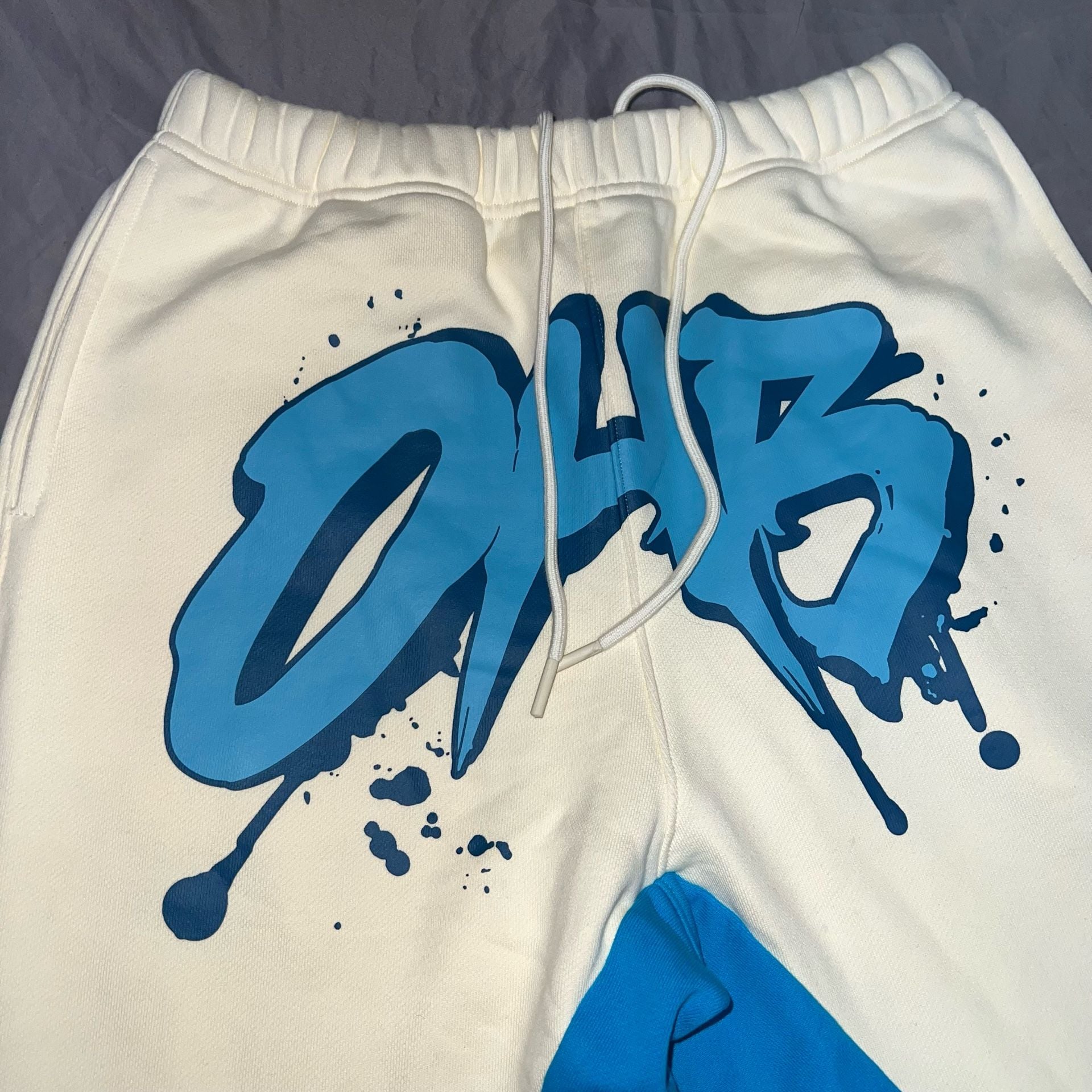 One Of Them Ones Tour Chris Brown Sweatpants Sz L Cream Blue Paint Splatter 4