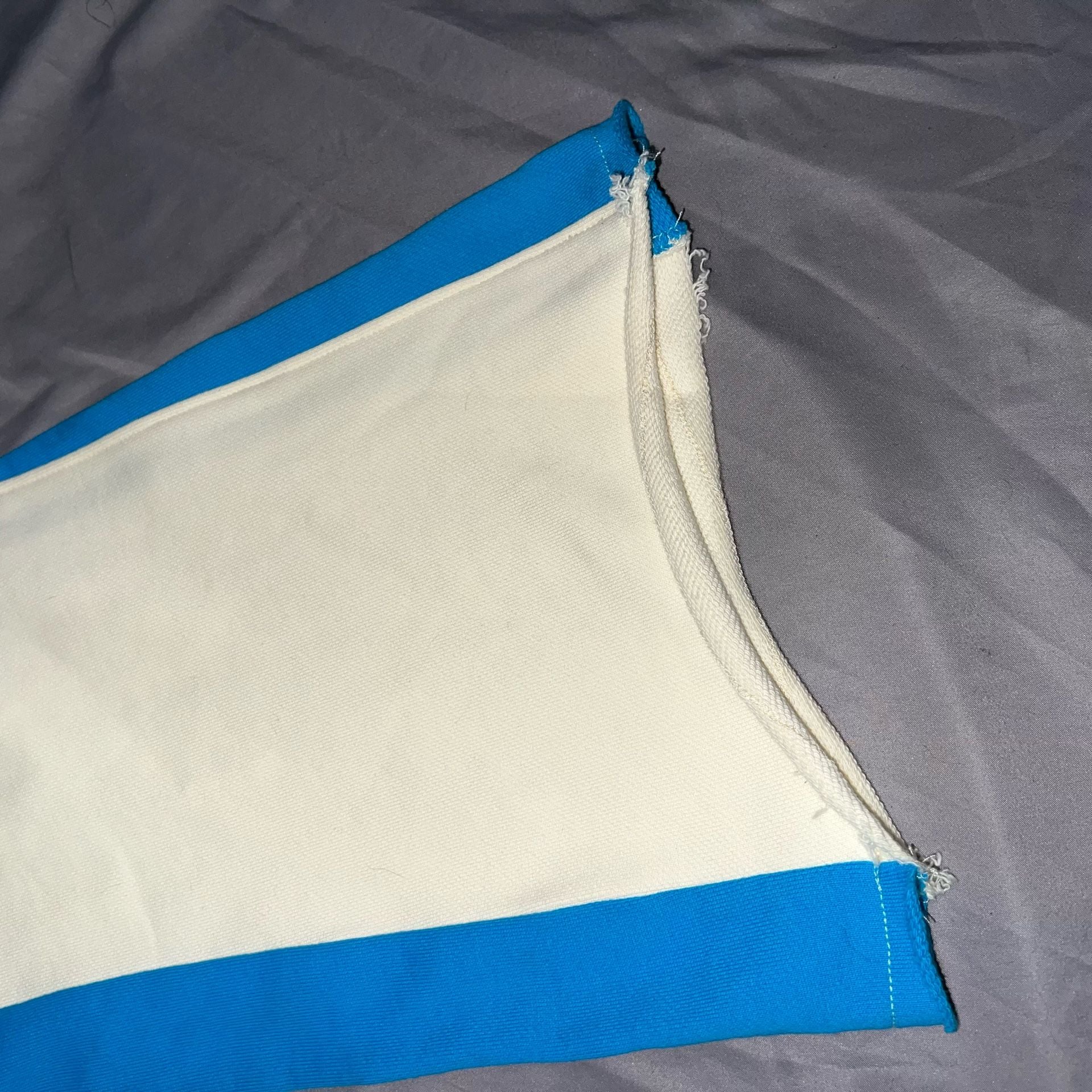 One Of Them Ones Tour Chris Brown Sweatpants Sz L Cream Blue Paint Splatter 13