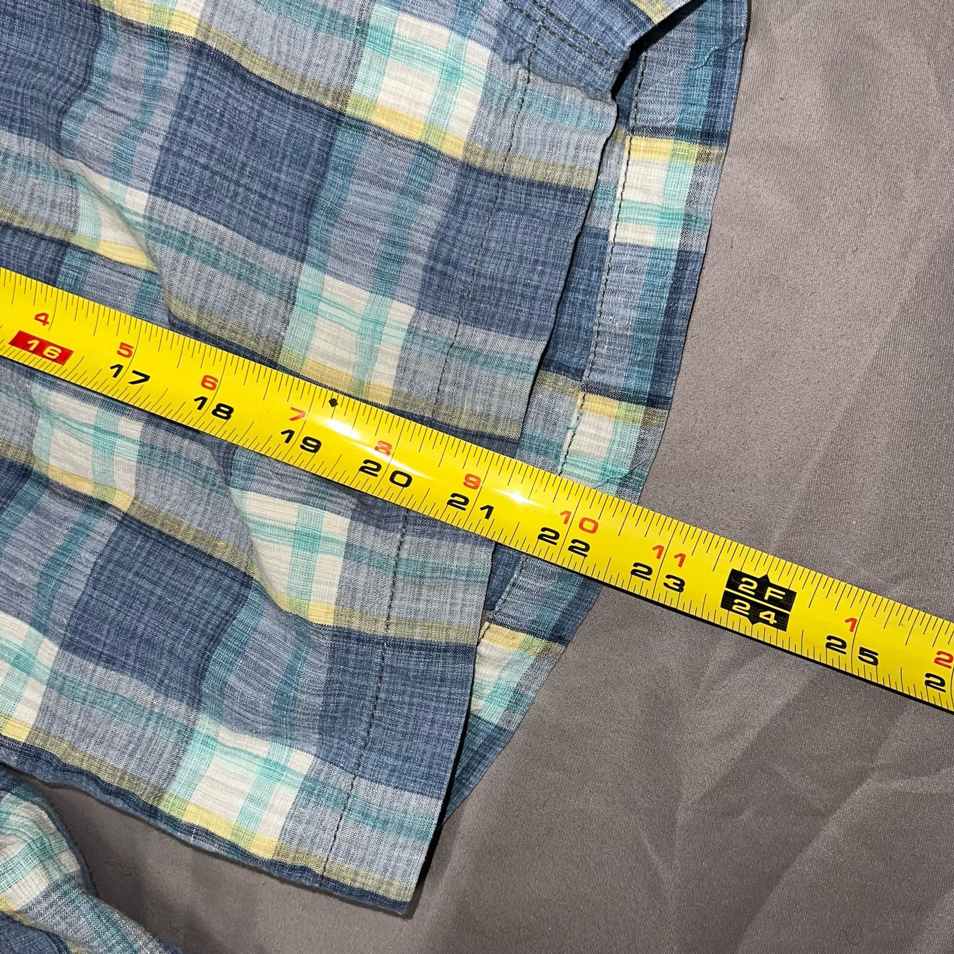 Tommy Bahama Plaid Linen Blend Shorts Blue Casual size 35 9
