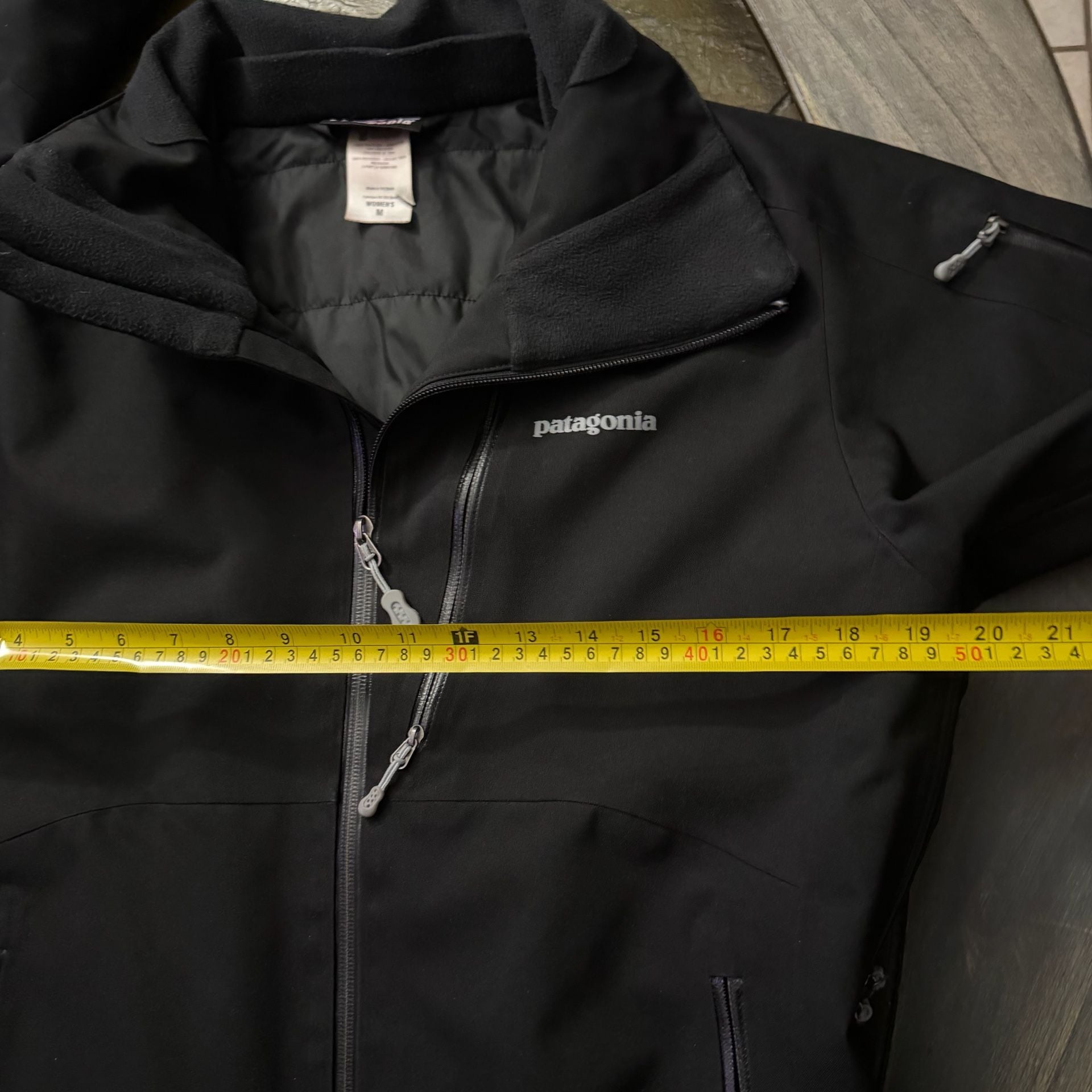 Patagonia Insulated Powder Bowl Jacket Size M Black 3