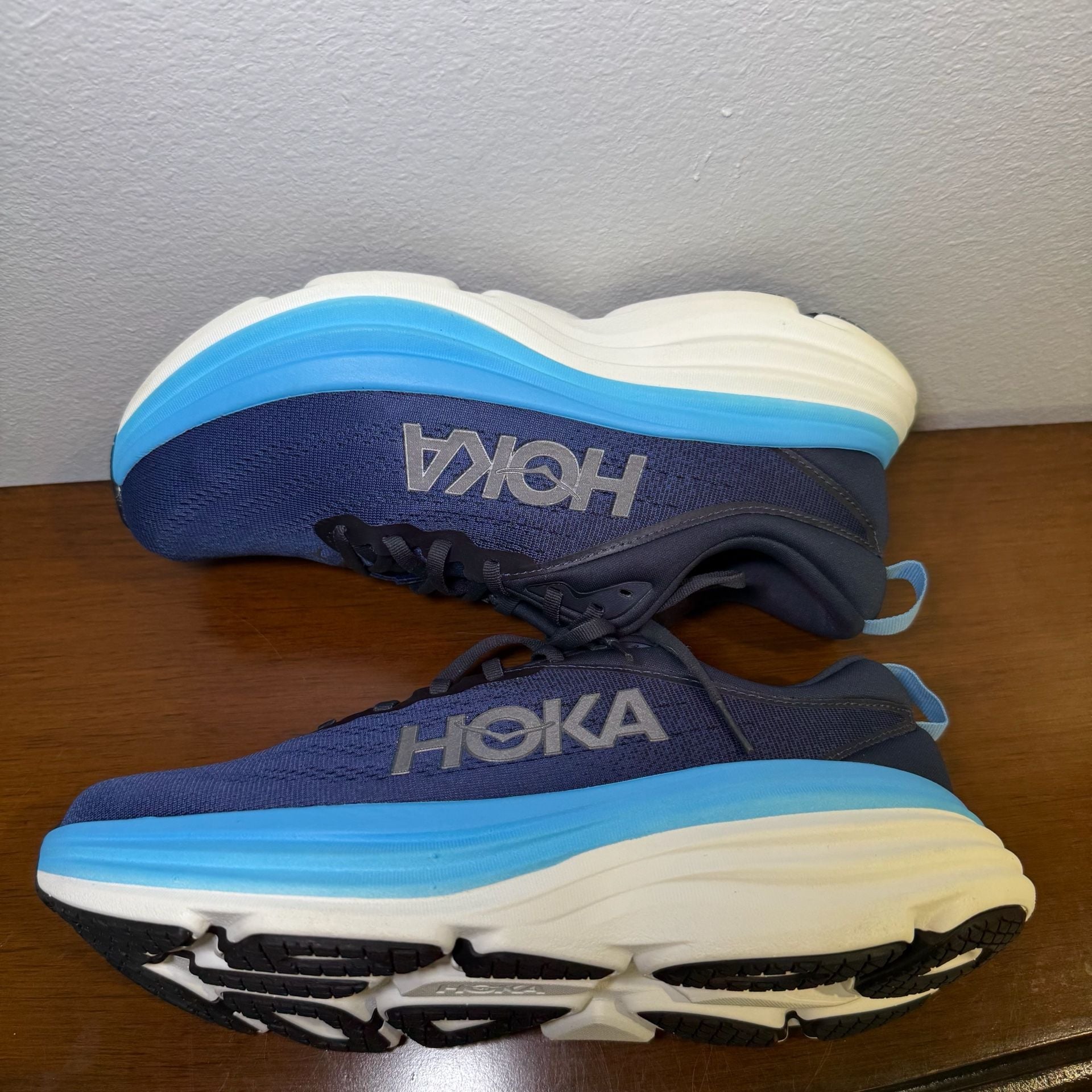 HOKA Bondi 8 Men Size 10D Outer Space All Aboard Running Shoes 10