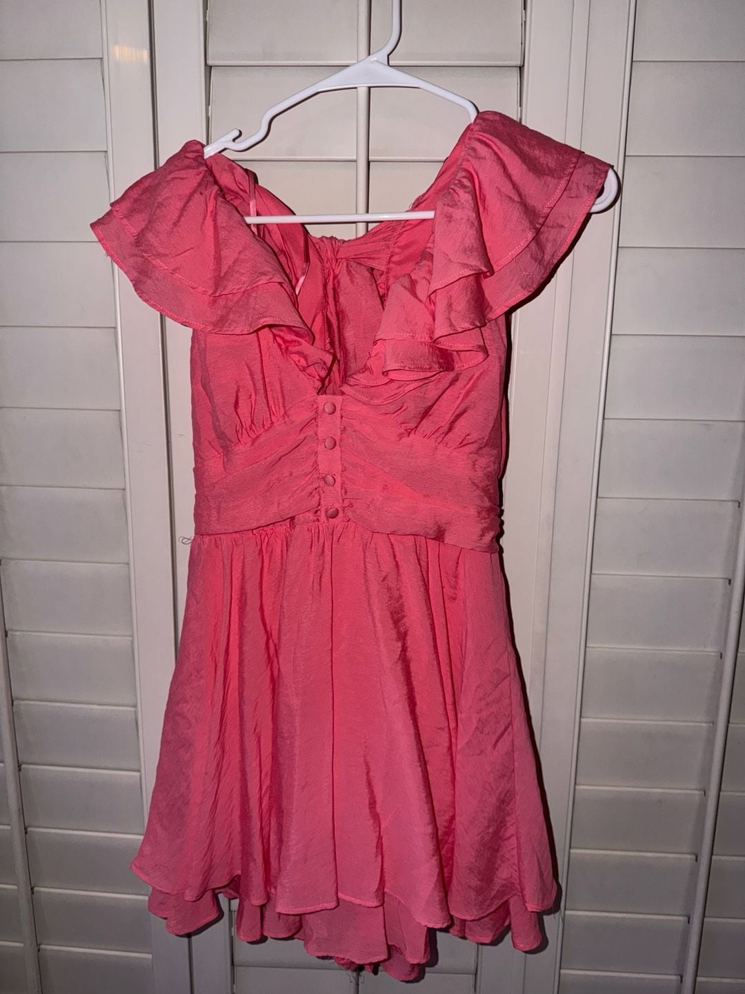 Mustard Seed Ruffle Romper Size S Pink Tie Back Button Front 3