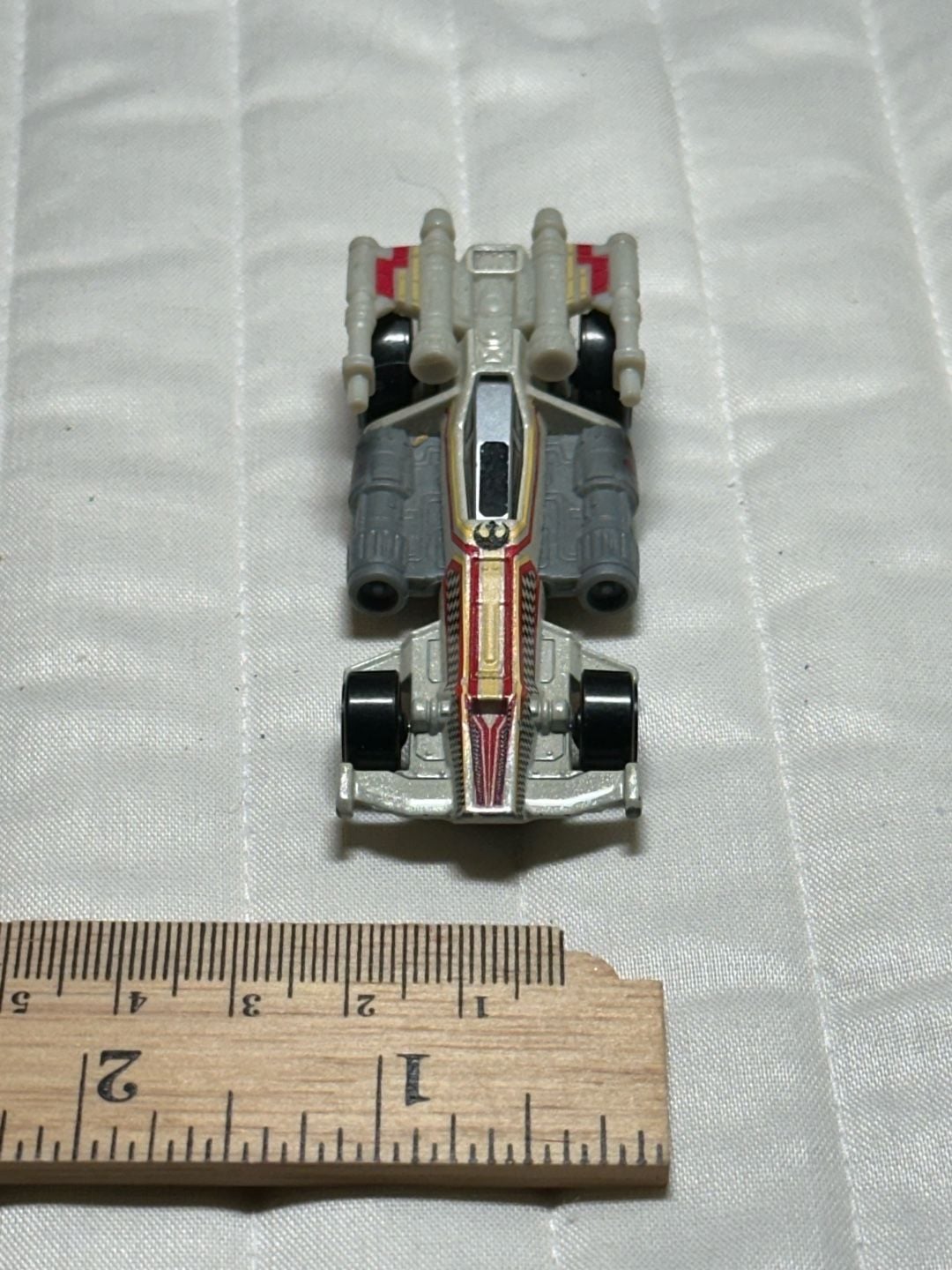 Hot Wheels Star Wars X-Wing Fighter Character Car Die-Cast 4