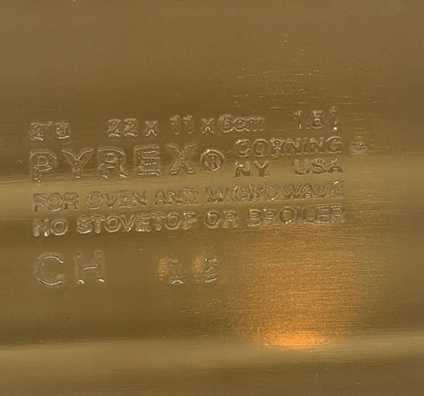 Pyrex Amber Glass Loaf Pan 1.5 Qt Size 9x5 Brown Bakeware 3