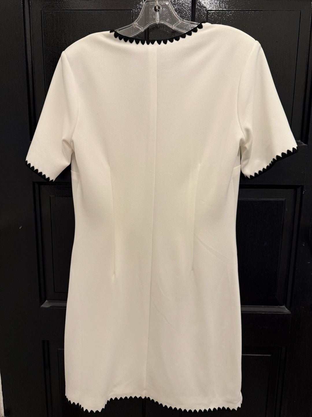 Alexia Admor Pearl Button Mini Dress Size 8 White Black Scallop Trim 3