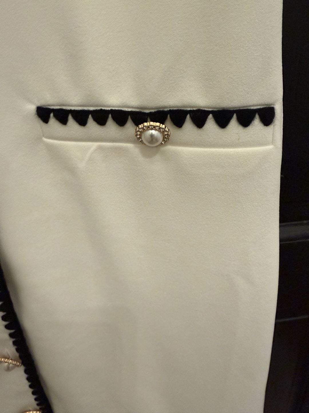Alexia Admor Pearl Button Mini Dress Size 8 White Black Scallop Trim 5