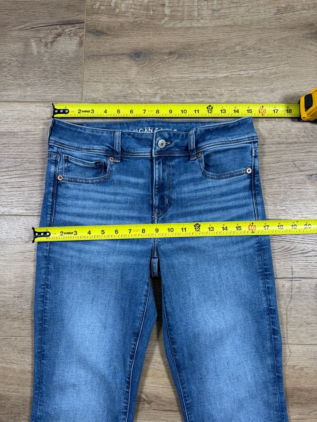 American Eagle Kick Boot Jeans Women’s 8 Regular Medium Wash Stretch Bootcut 8