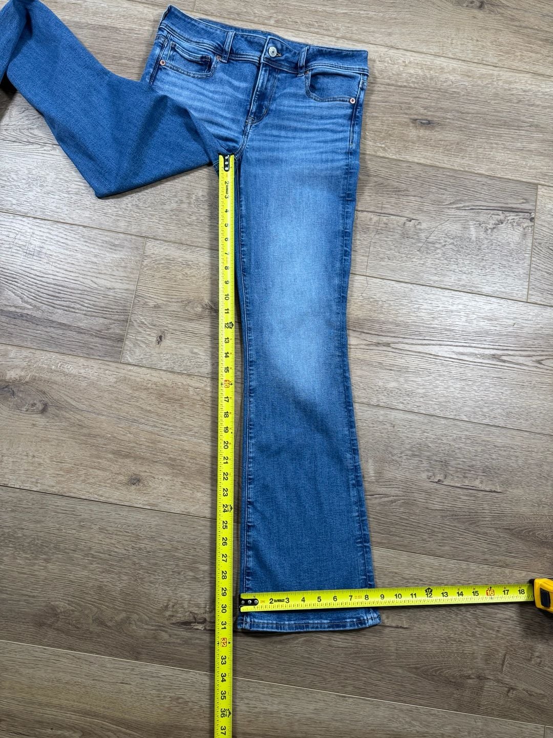 American Eagle Kick Boot Jeans Women’s 8 Regular Medium Wash Stretch Bootcut 9