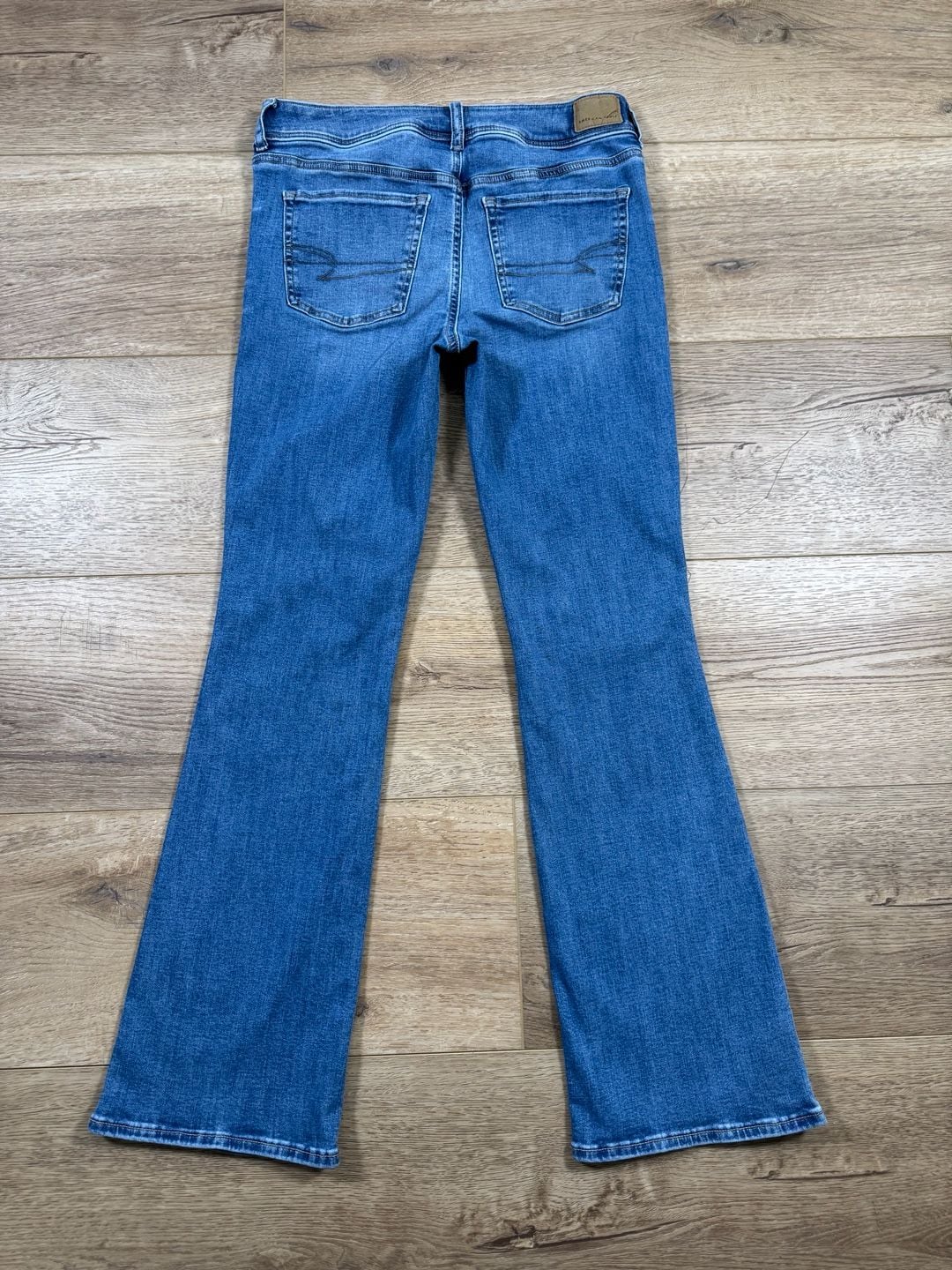 American Eagle Kick Boot Jeans Women’s 8 Regular Medium Wash Stretch Bootcut 10