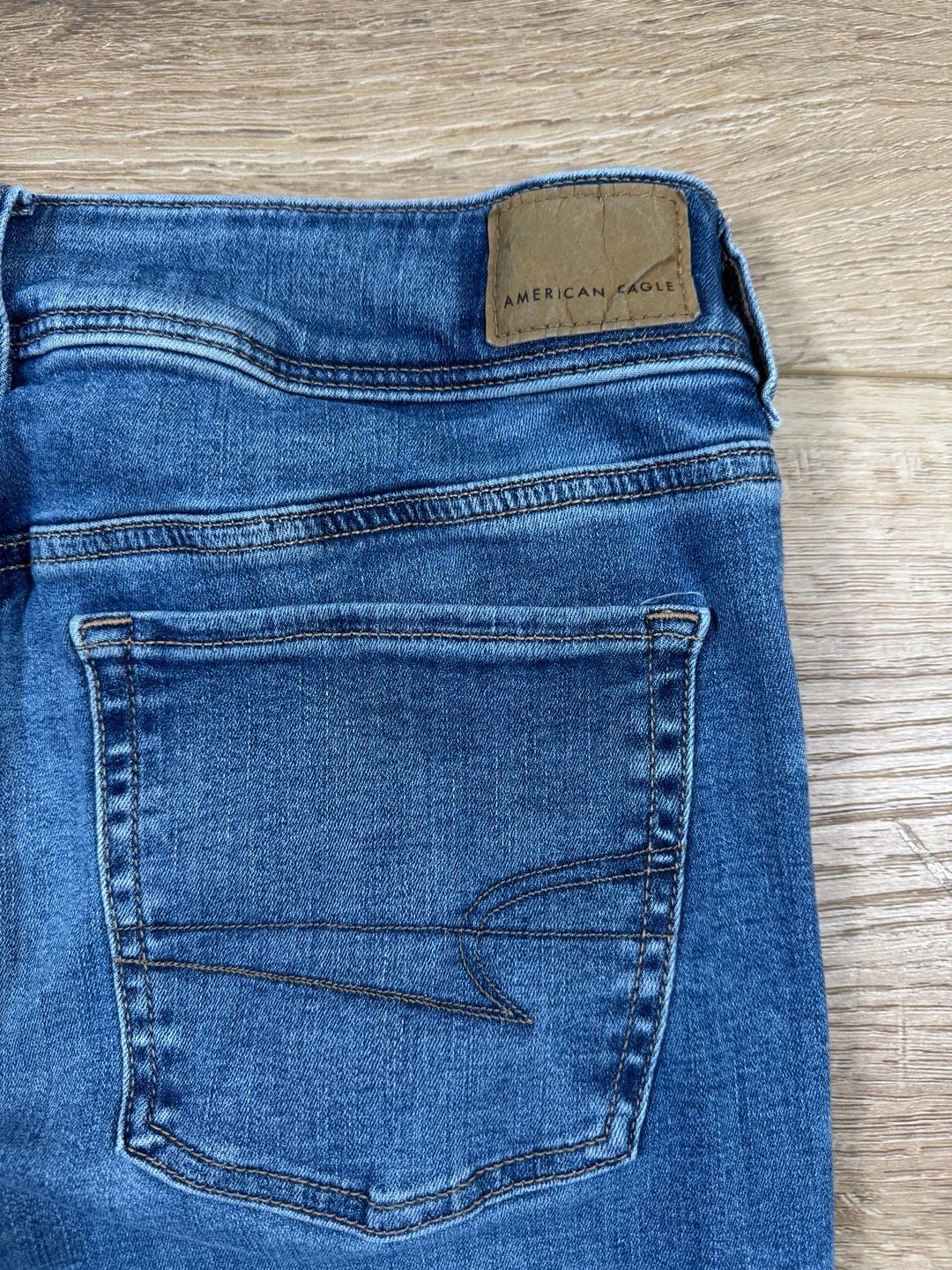 American Eagle Kick Boot Jeans Women’s 8 Regular Medium Wash Stretch Bootcut 12
