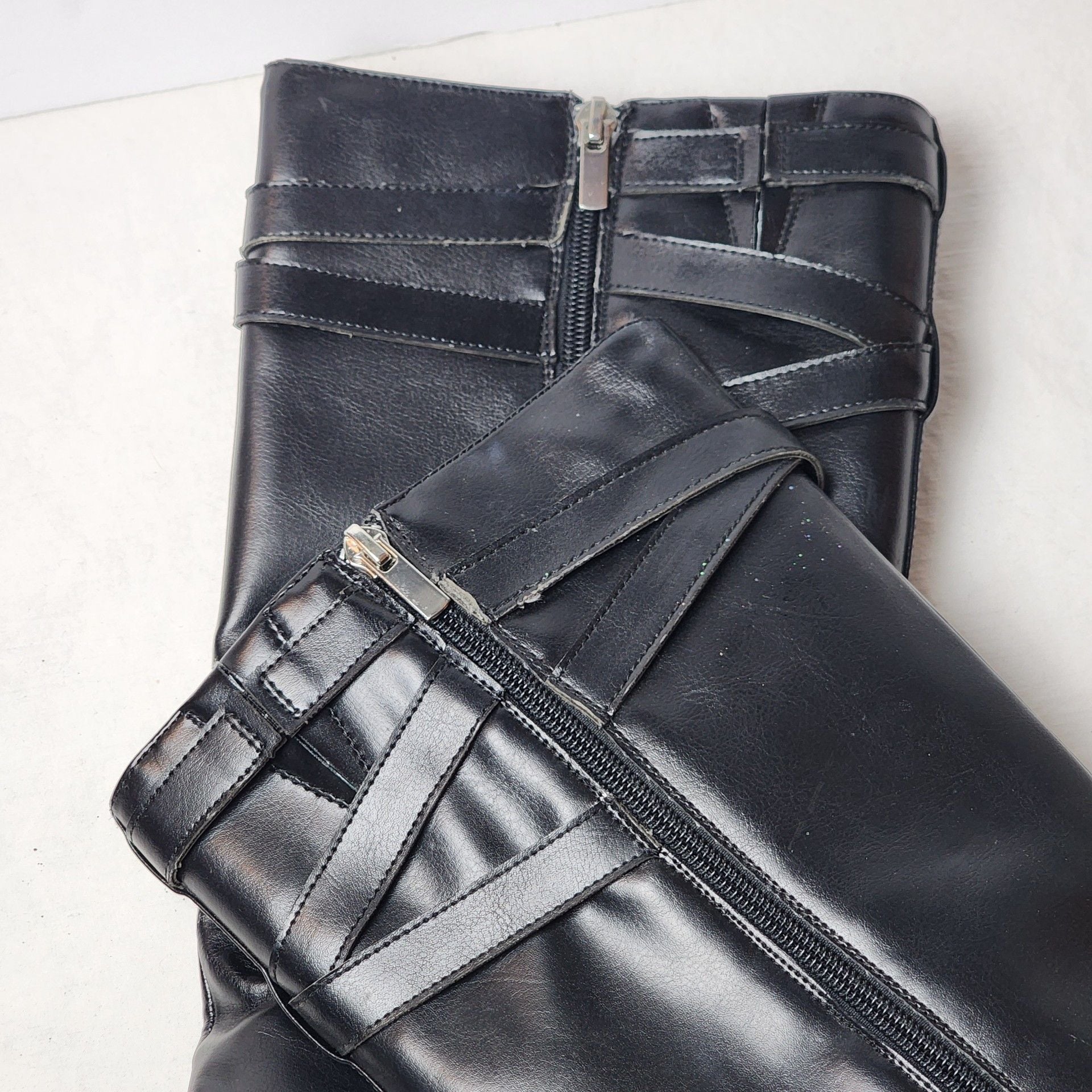 Chaps Black Faux Leather Knee High Heeled Boots Size 8 7