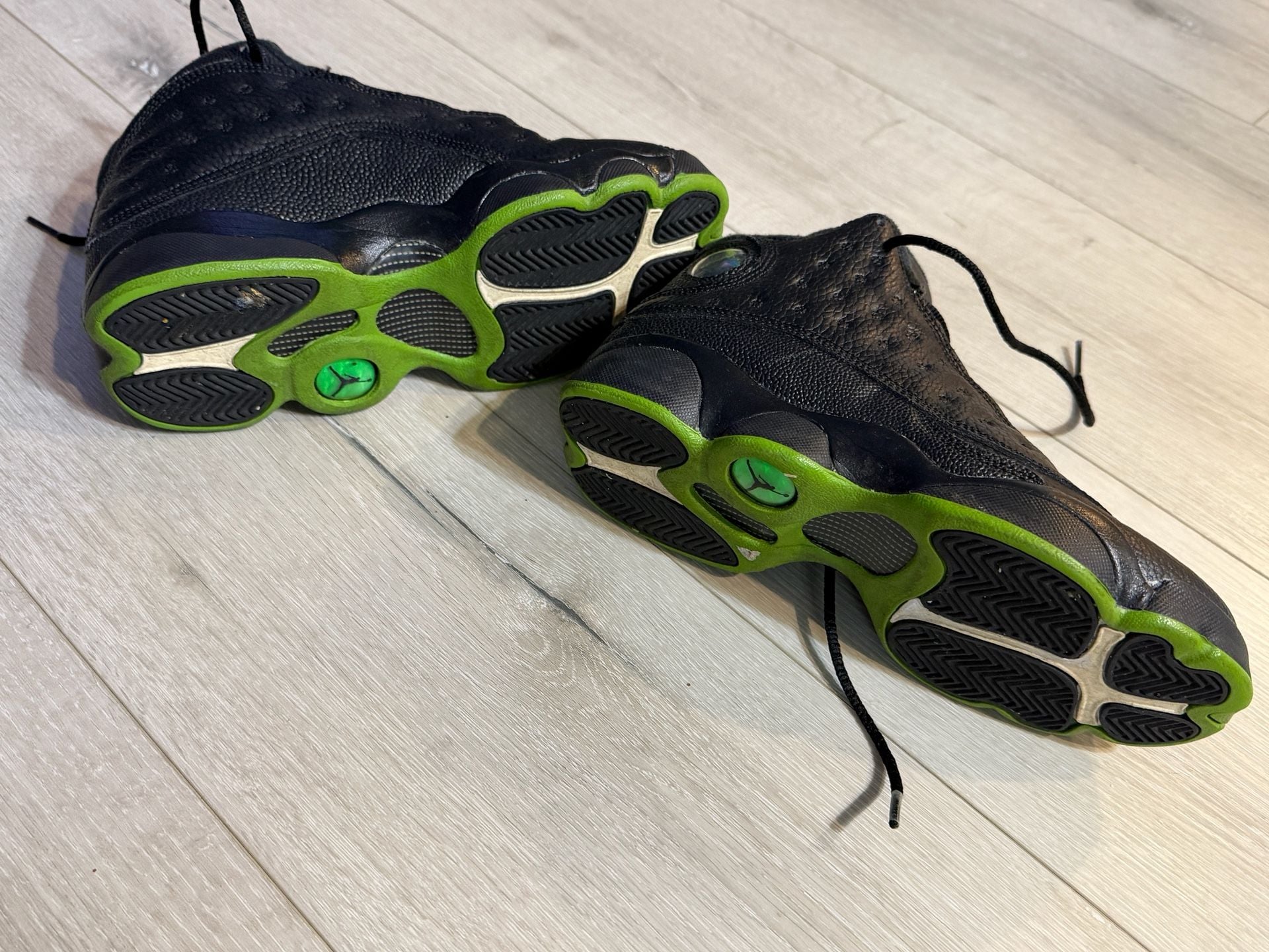 Jordan Air Jordan 13 Retro GS Altitude Size 5Y Black Green 7