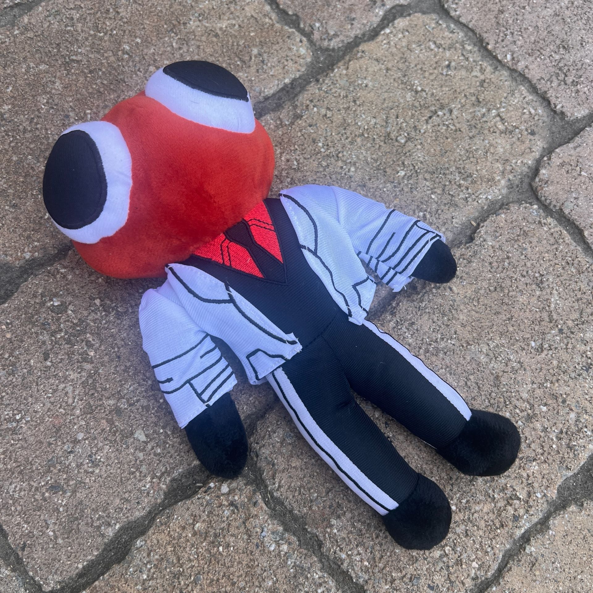 Rainbow Friends Roblox Red Scientist Plush Suit Toy 11 Inch 3