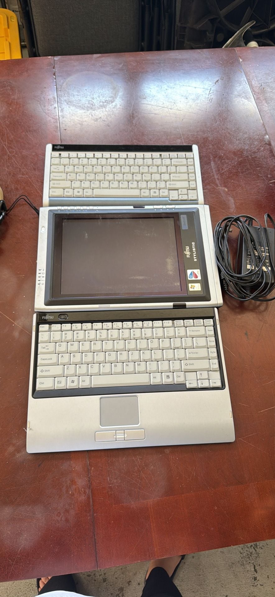 Fujitsu Stylistic ST5021 Tablet PC Windows XP 1