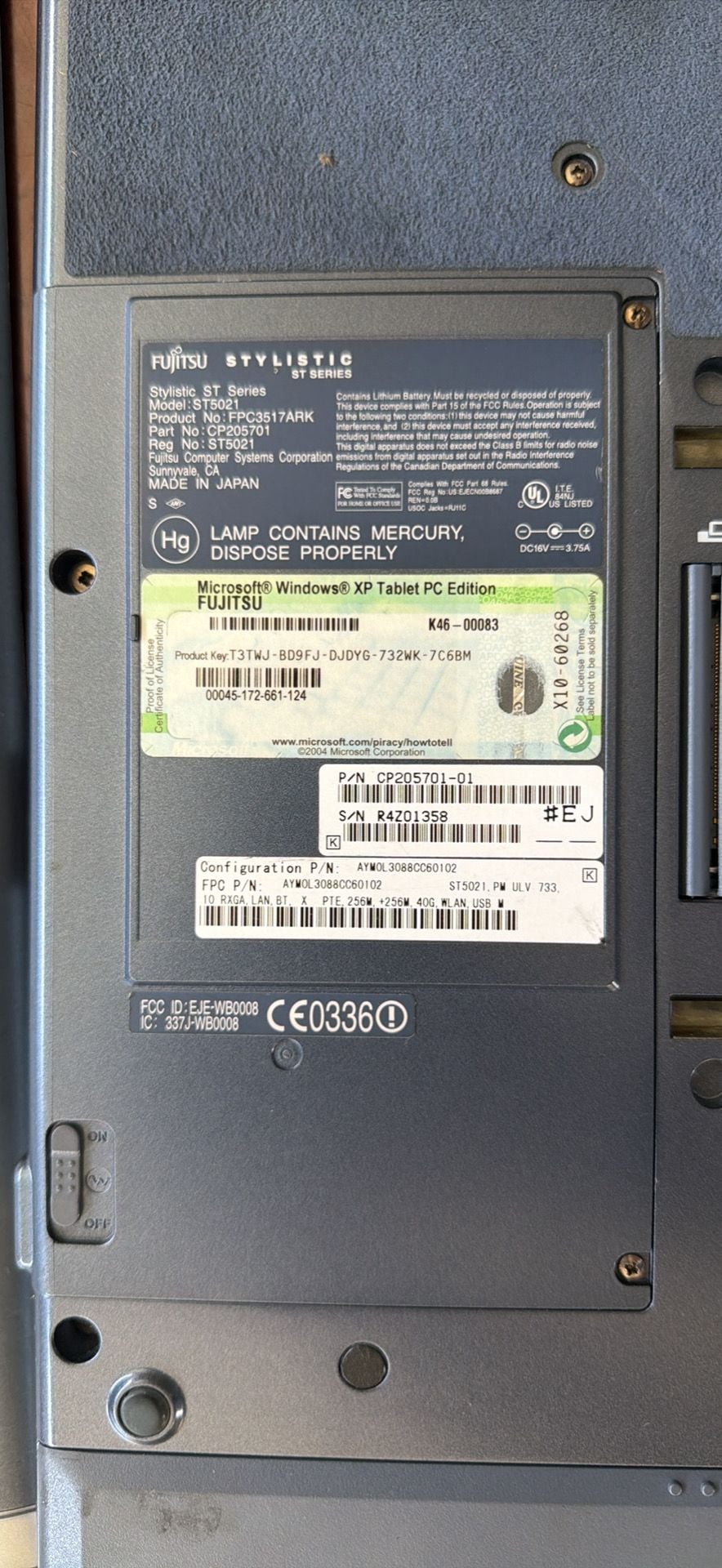 Fujitsu Stylistic ST5021 Tablet PC Windows XP 8