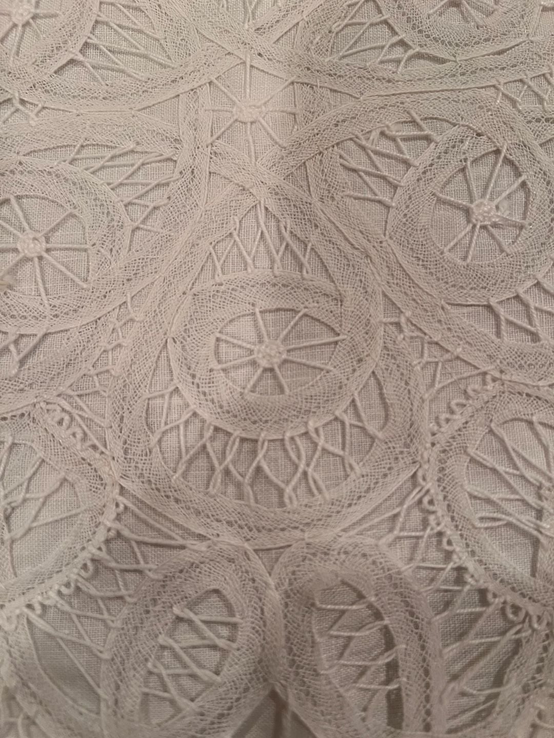 Vintage Linen Brussels Lace Roll Warmer Biscuit Basket 2