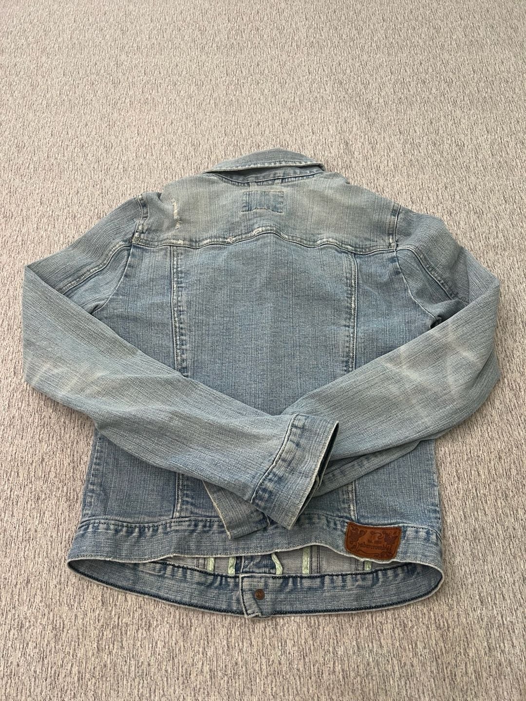 Abercrombie Vintage Denim Women’s XL Distressed Jacket Light Wash 10