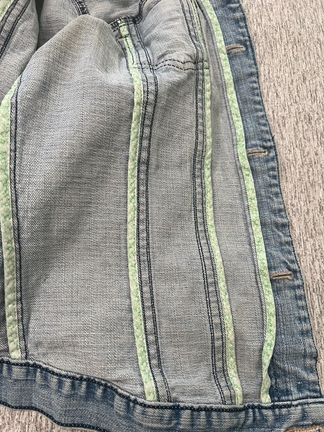 Abercrombie Vintage Denim Women’s XL Distressed Jacket Light Wash 12