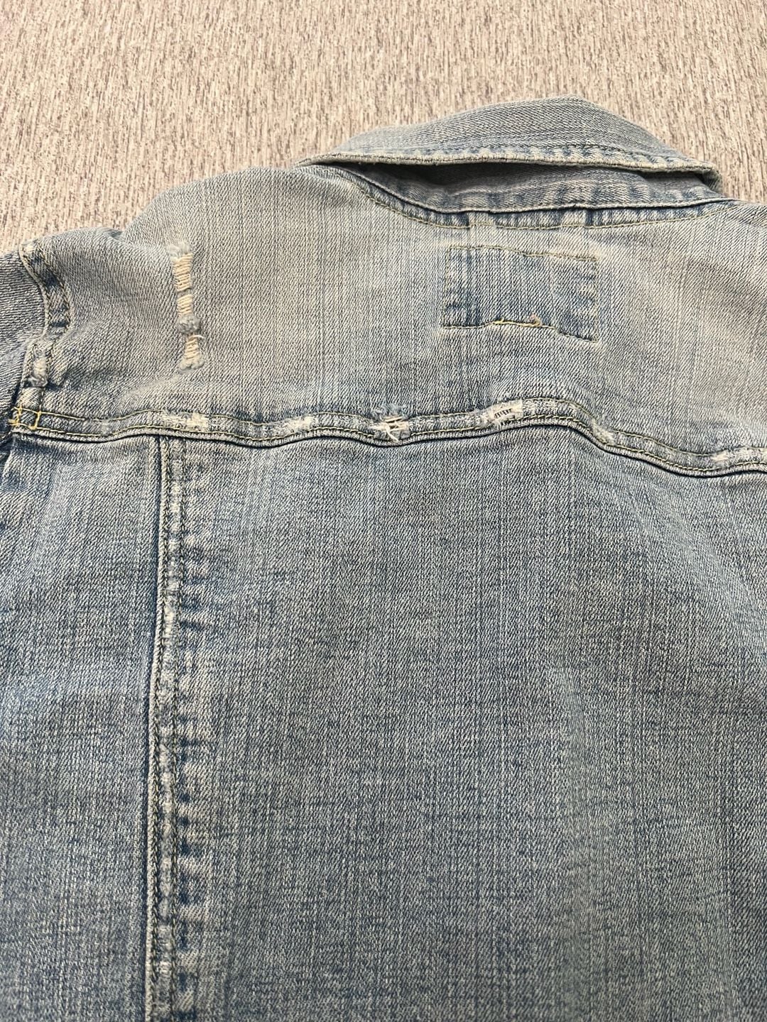 Abercrombie Vintage Denim Women’s XL Distressed Jacket Light Wash 14