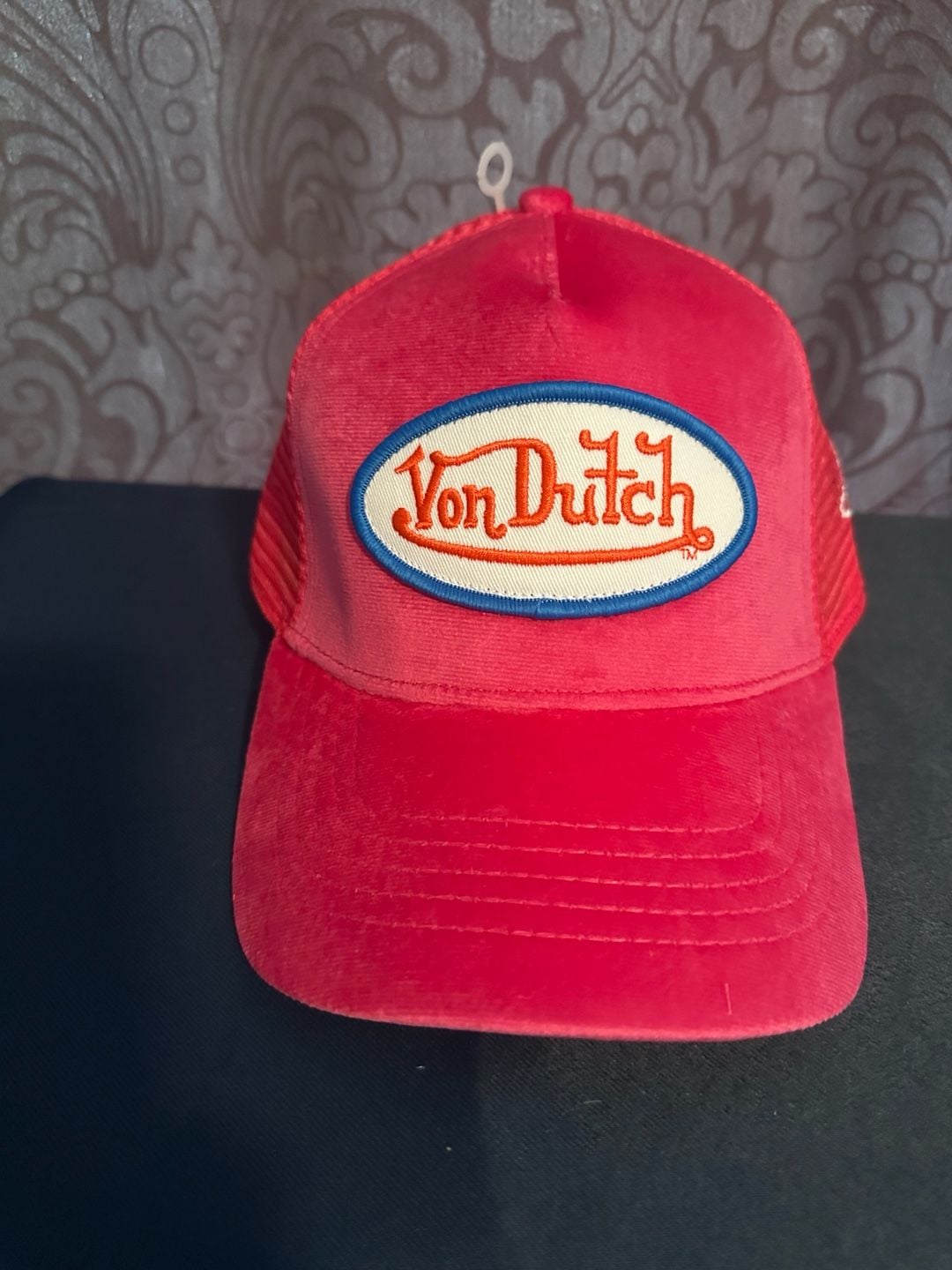 Von Dutch ~ hot pink Hollywood Velvet trucker hat - Limited Edition 3