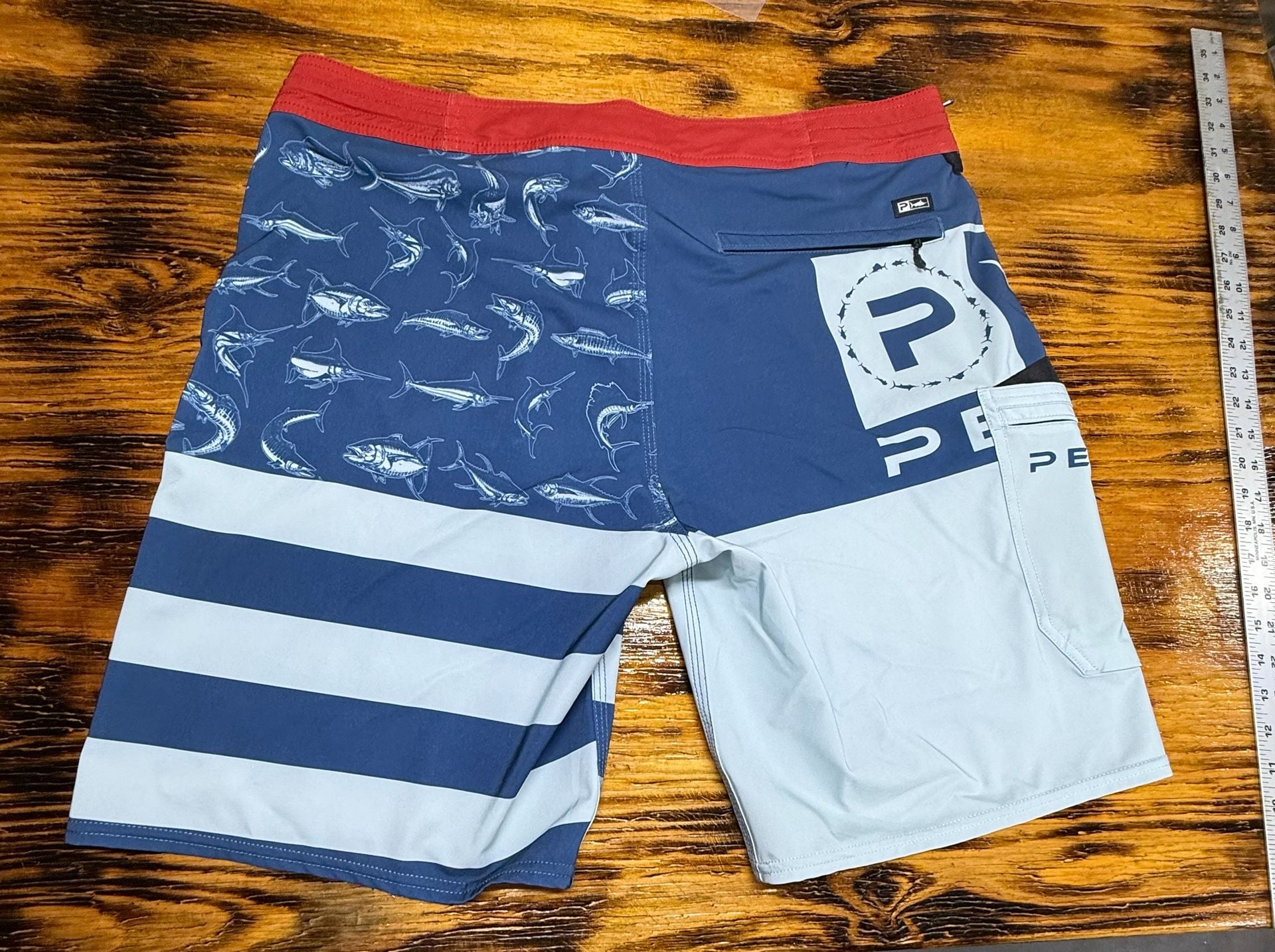 Pelagic Men's Blue Water Americamo Fishing Boardshorts - Size 38 3